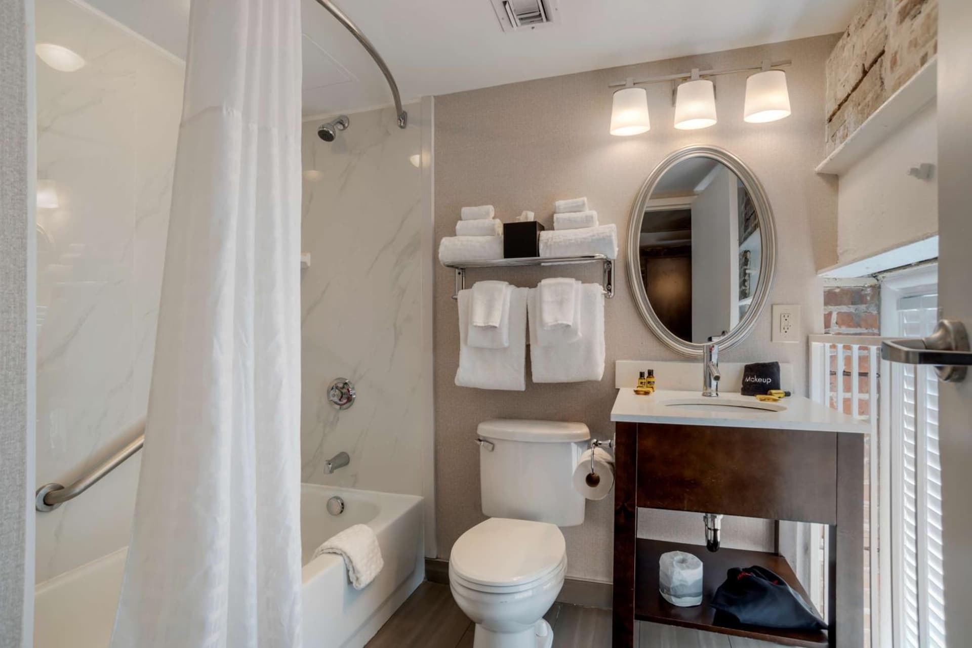 Best Western Plus St. Christopher Hotel gallery photo in New Orleans, LA — image 70