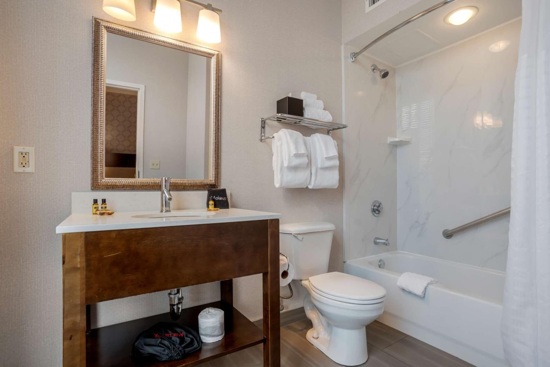 Best Western Plus St. Christopher Hotel gallery photo in New Orleans, LA — image 66