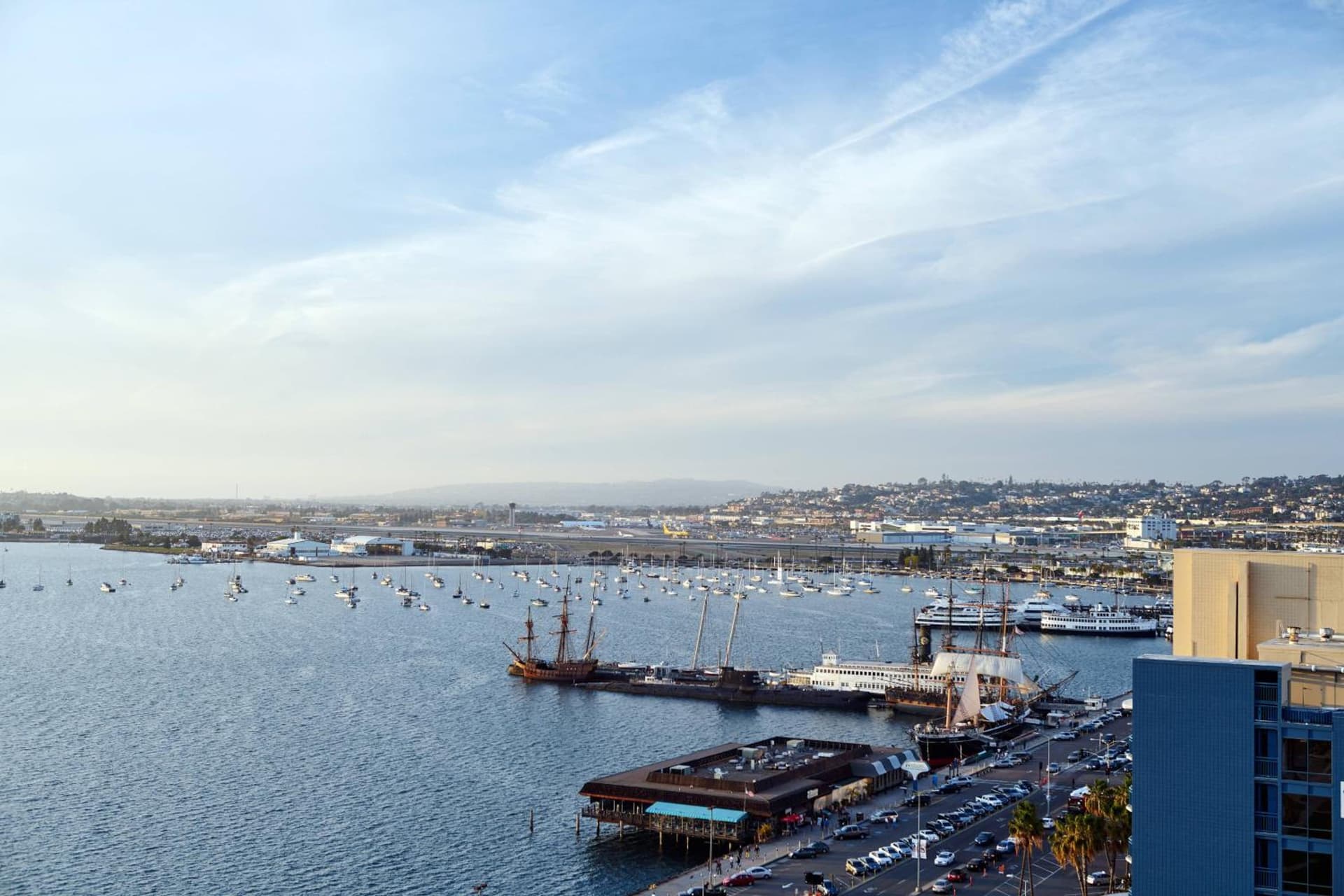 SpringHill Suites by Marriott San Diego Downtown/Bayfront gallery photo in San Diego, CA — image 9