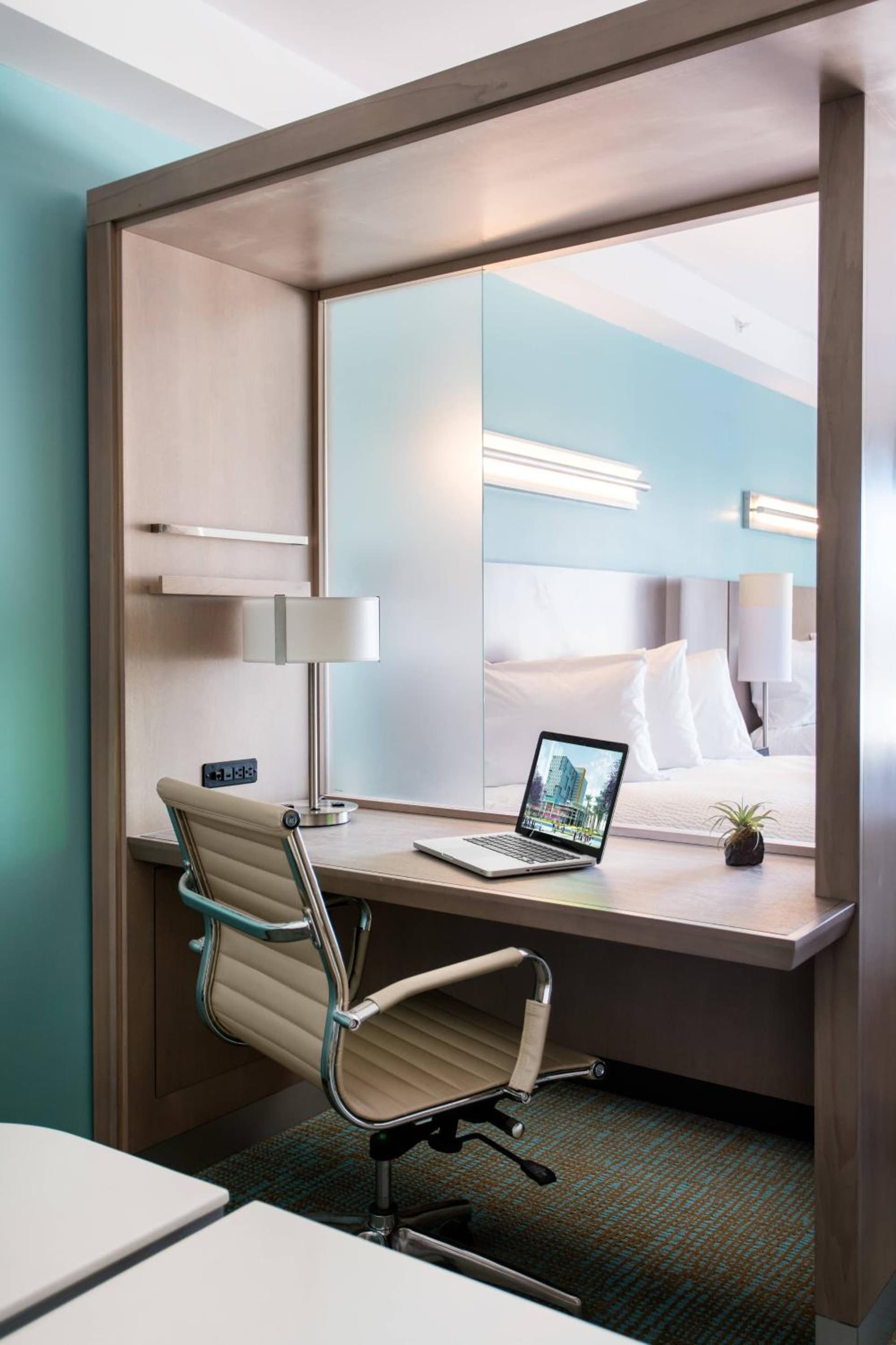 SpringHill Suites by Marriott San Diego Downtown/Bayfront gallery photo in San Diego, CA — image 35