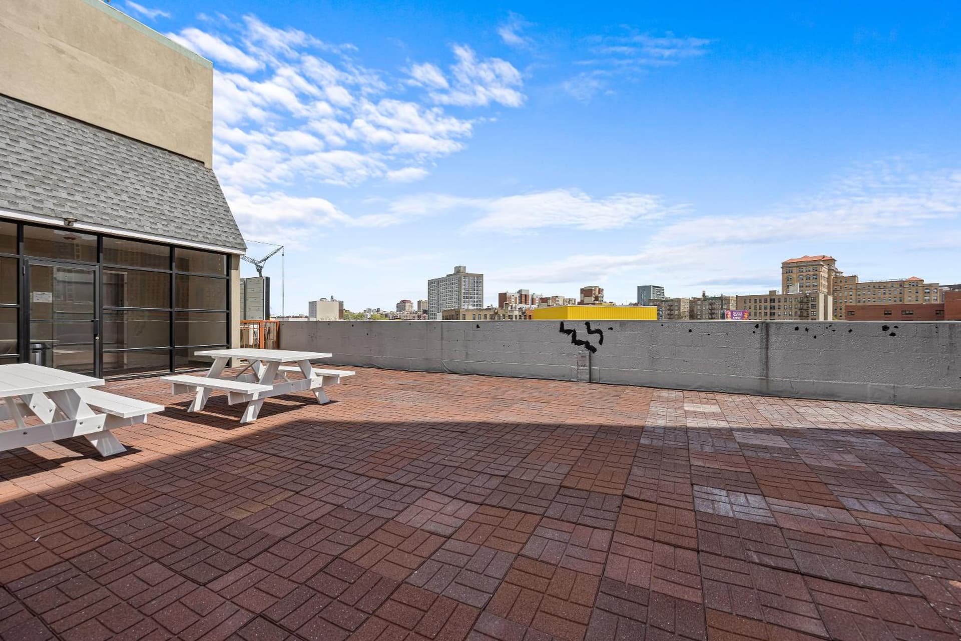 Highbridge Hotel gallery photo in Bronx, NY — image 43