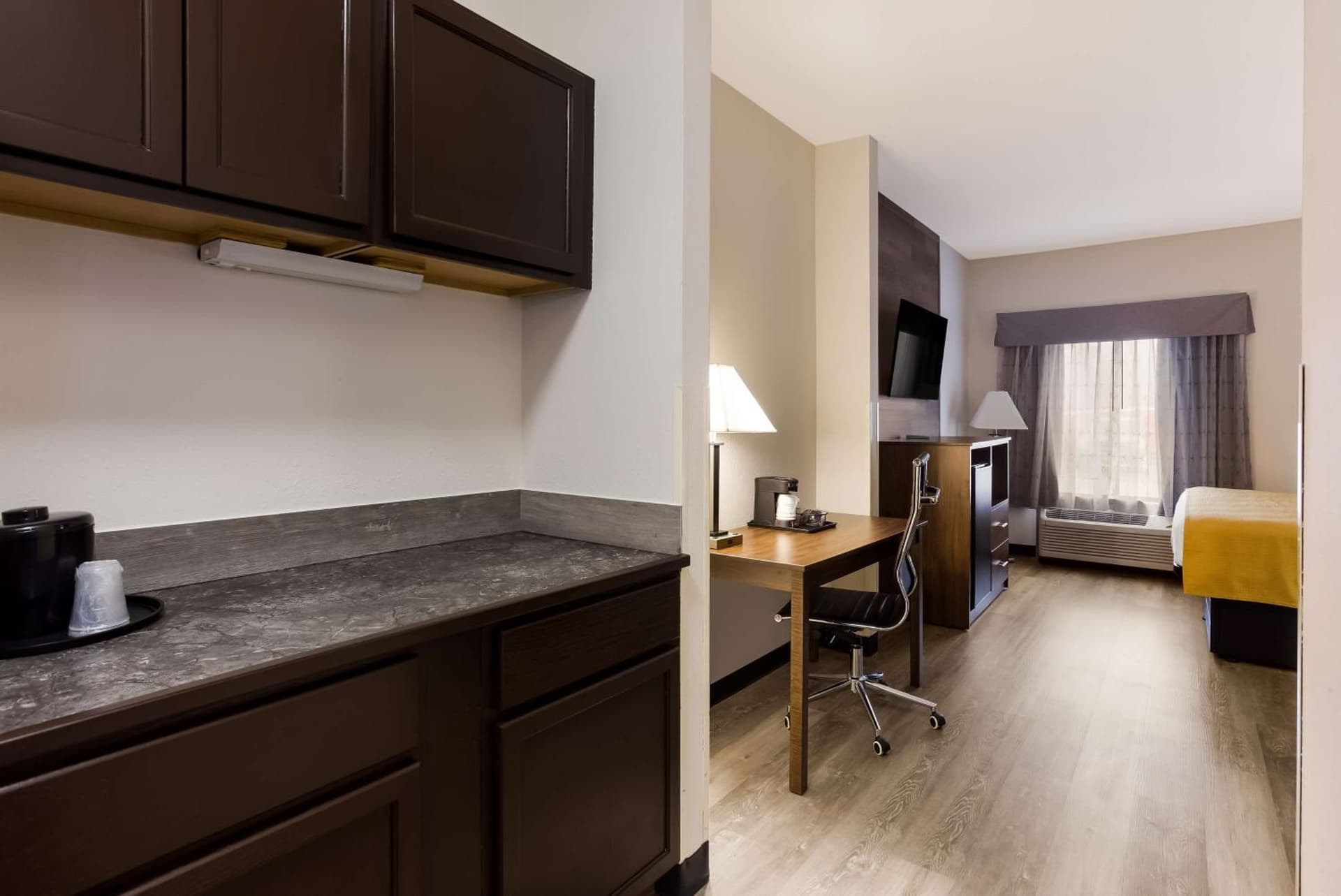 Best Western Crossroads Inn gallery photo in Schererville, IN — image 29