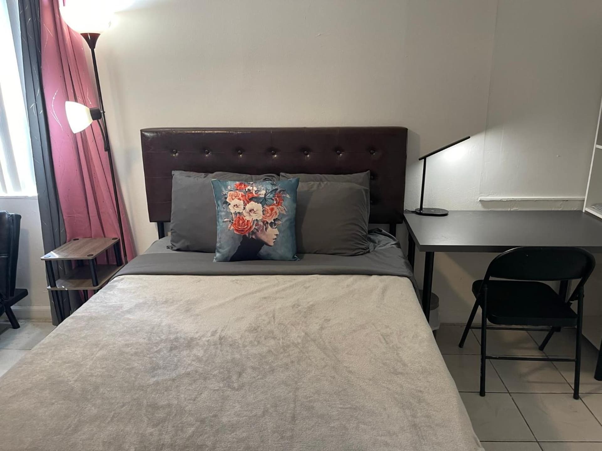 Best Value inside City Miami, Near Airport, Beach, Center & Metro interior in Miami, FL — gallery photo 2