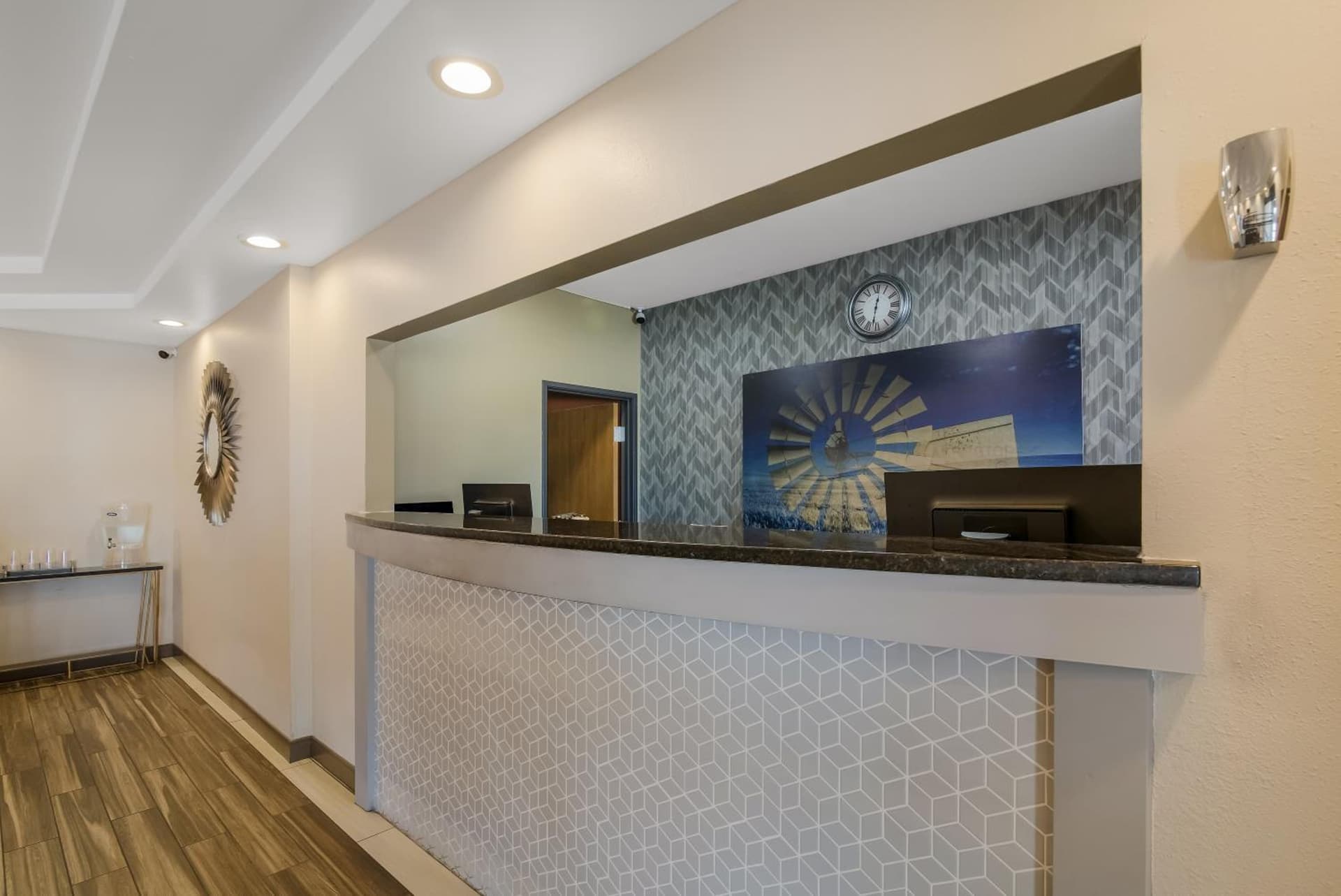 SureStay Plus Hotel by Best Western Topeka gallery photo in Topeka, KS — image 26