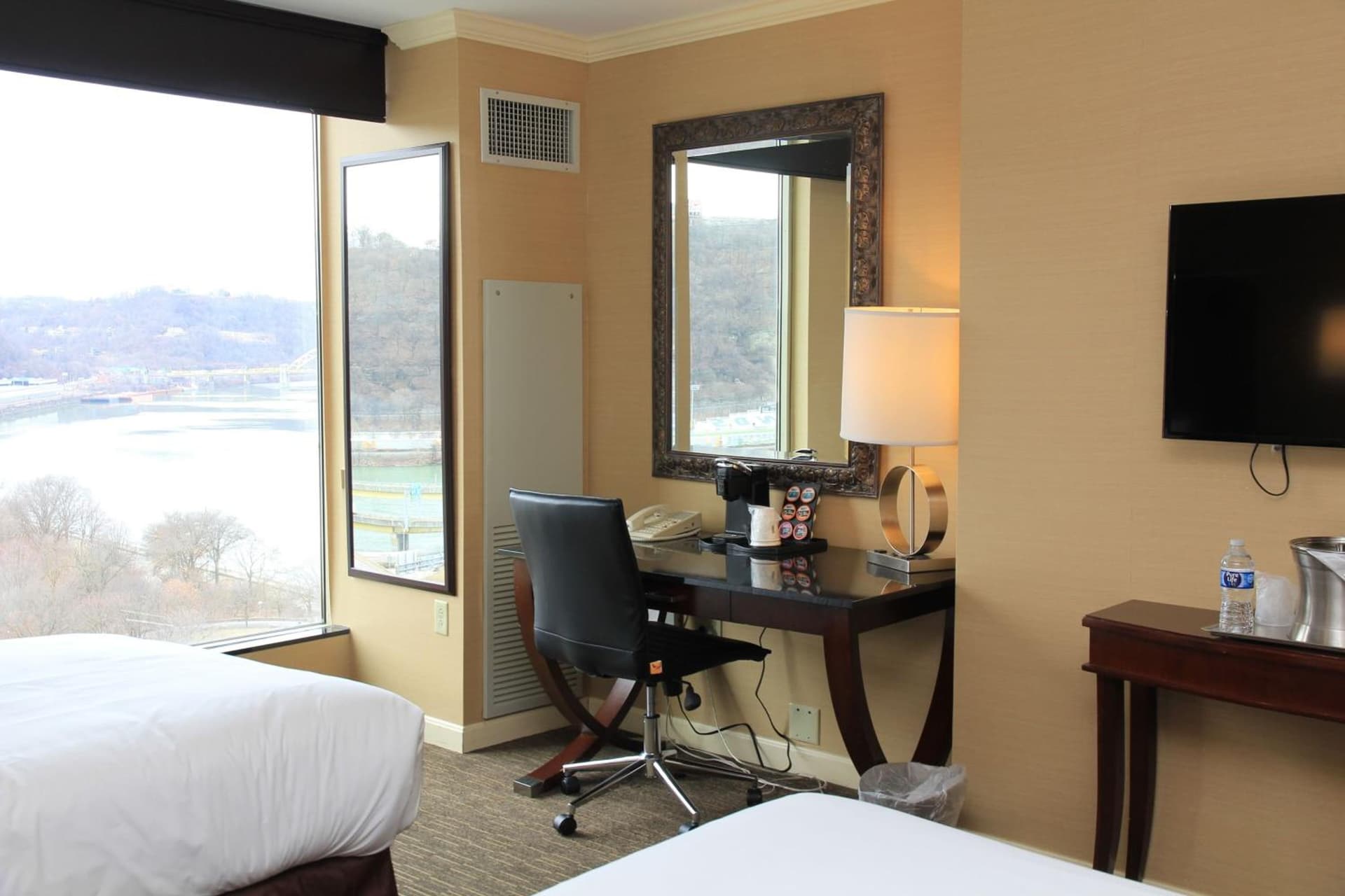 Wyndham Grand Pittsburgh gallery photo in Pittsburgh, PA — image 15