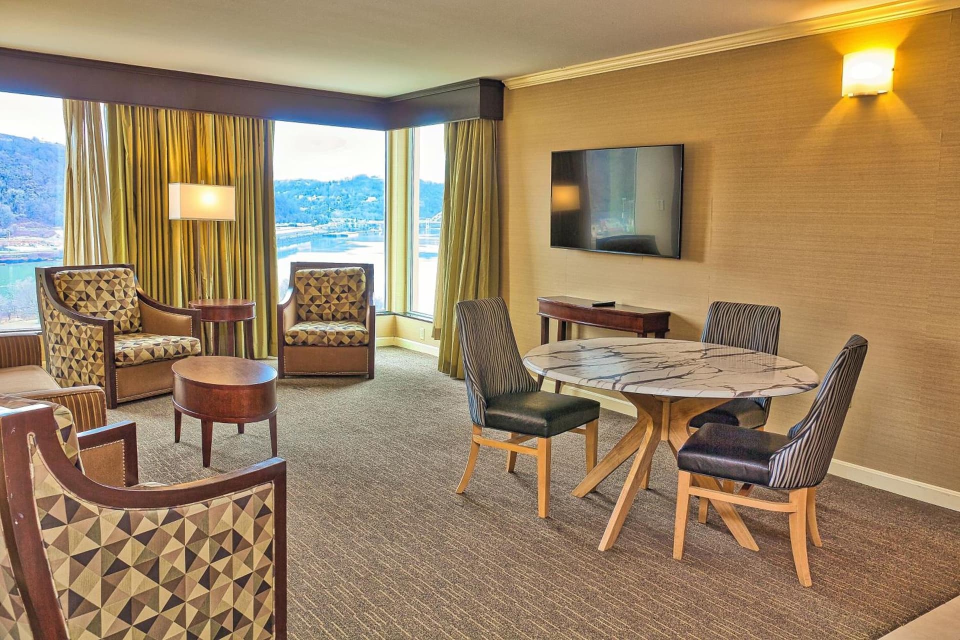 Wyndham Grand Pittsburgh gallery photo in Pittsburgh, PA — image 7