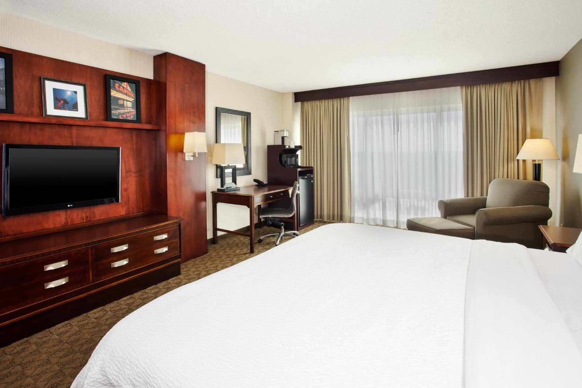 Holiday Inn University Plaza-Bowling Green by IHG gallery photo in Bowling Green, KY — image 39