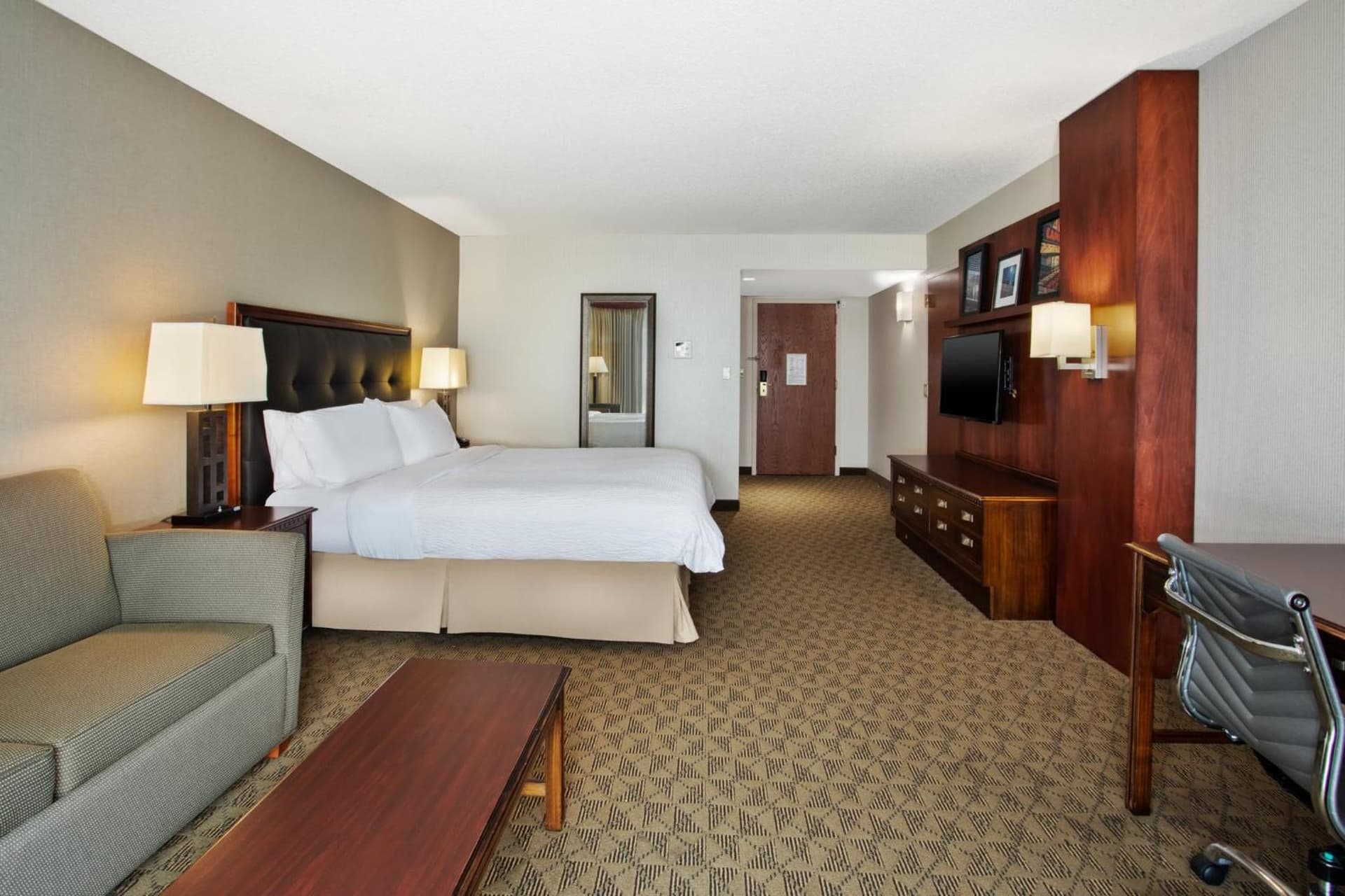 Holiday Inn University Plaza-Bowling Green by IHG gallery photo in Bowling Green, KY — image 14