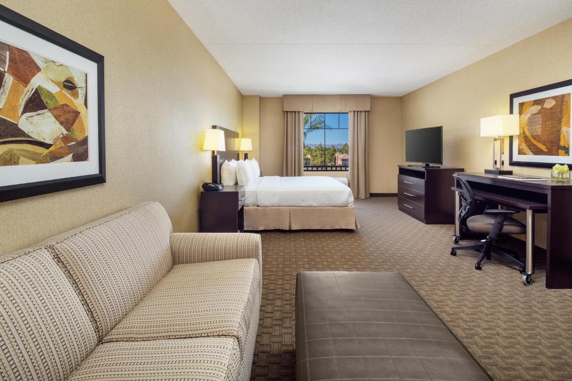 Holiday Inn Phoenix/Chandler by IHG gallery photo in Chandler, AZ — image 23