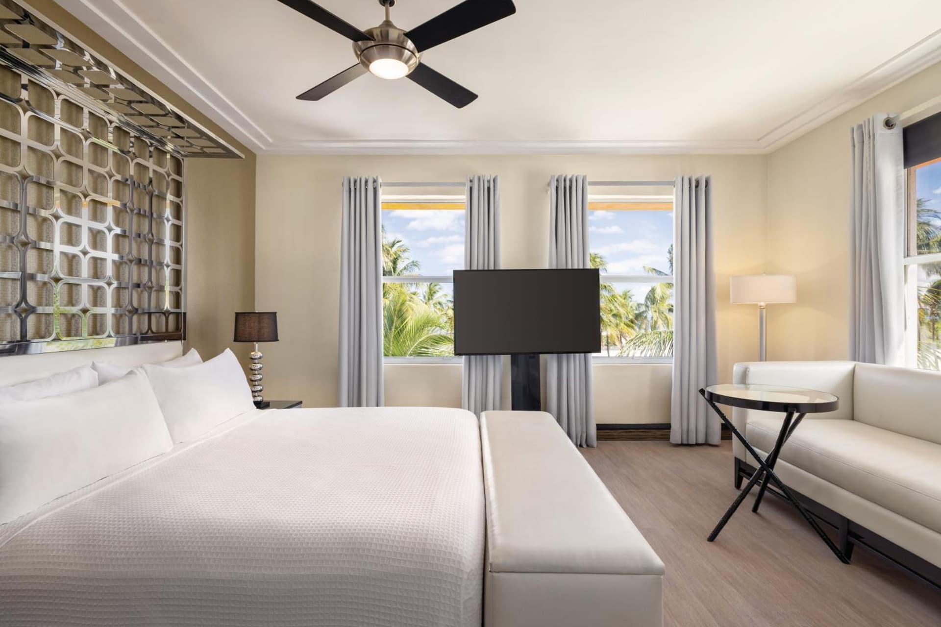 Waldorf Towers South Beach gallery photo in Miami Beach, FL — image 10
