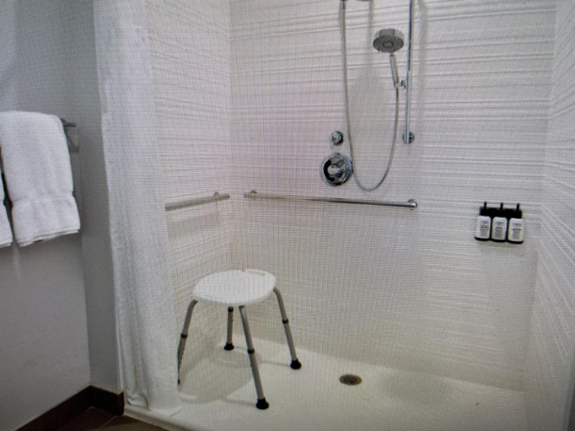 avid hotels - Detroit - Warren by IHG gallery photo in Warren, MI — image 6