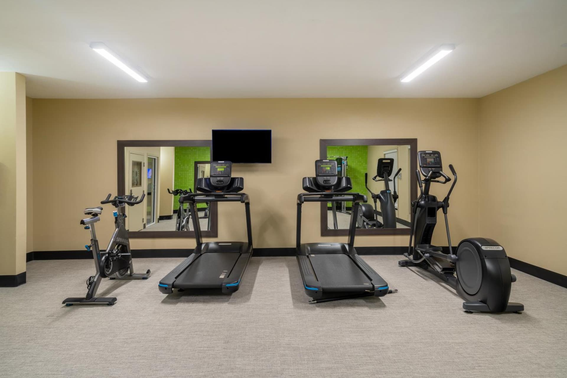 La Quinta by Wyndham Lexington South / Hamburg gallery photo in Lexington, KY — image 42