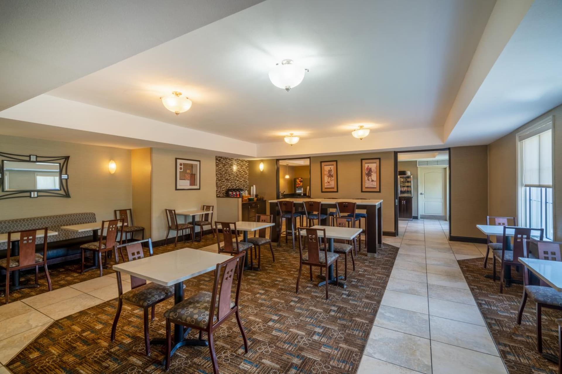 La Quinta by Wyndham Lexington South / Hamburg gallery photo in Lexington, KY — image 12