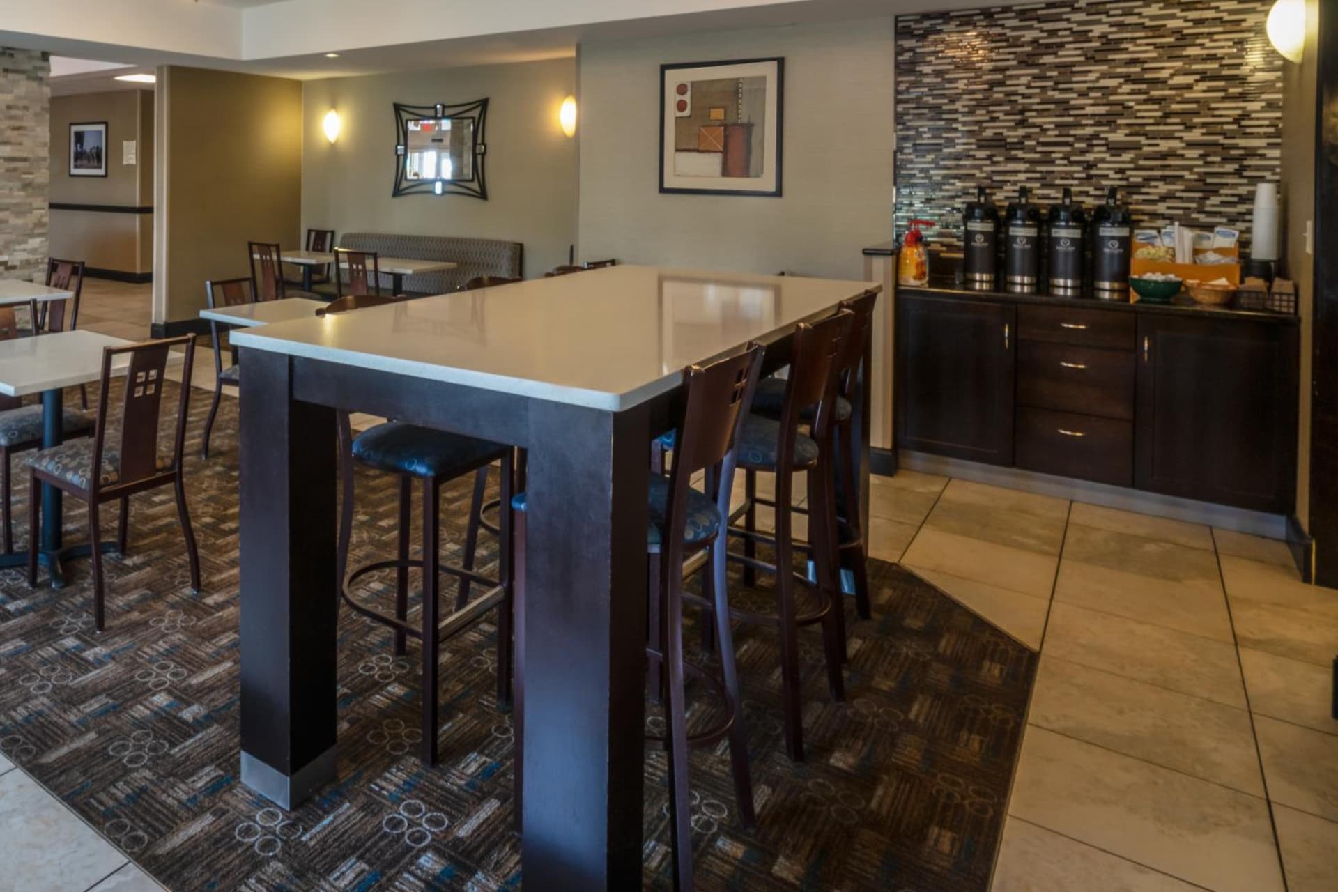 La Quinta by Wyndham Lexington South / Hamburg gallery photo in Lexington, KY — image 34
