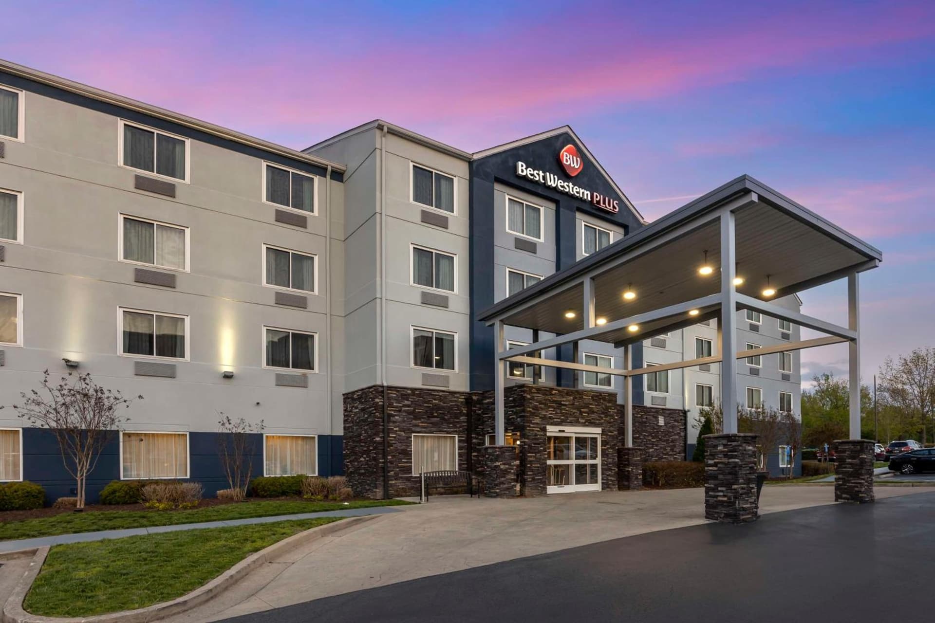 Best Western Plus Nashville Airport Hotel - BNA property views in Nashville, TN — gallery photo 3