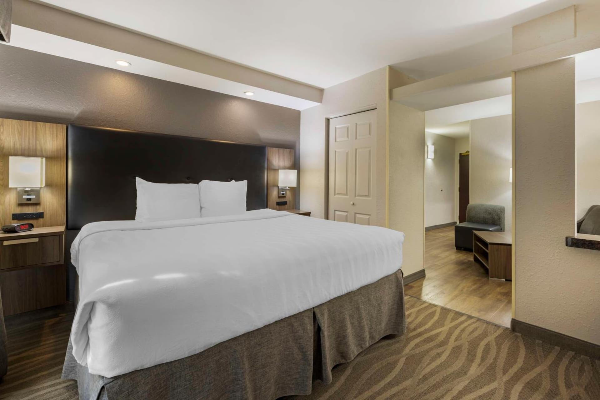 Best Western Plus Nashville Airport Hotel - BNA interior in Nashville, TN — gallery photo 2