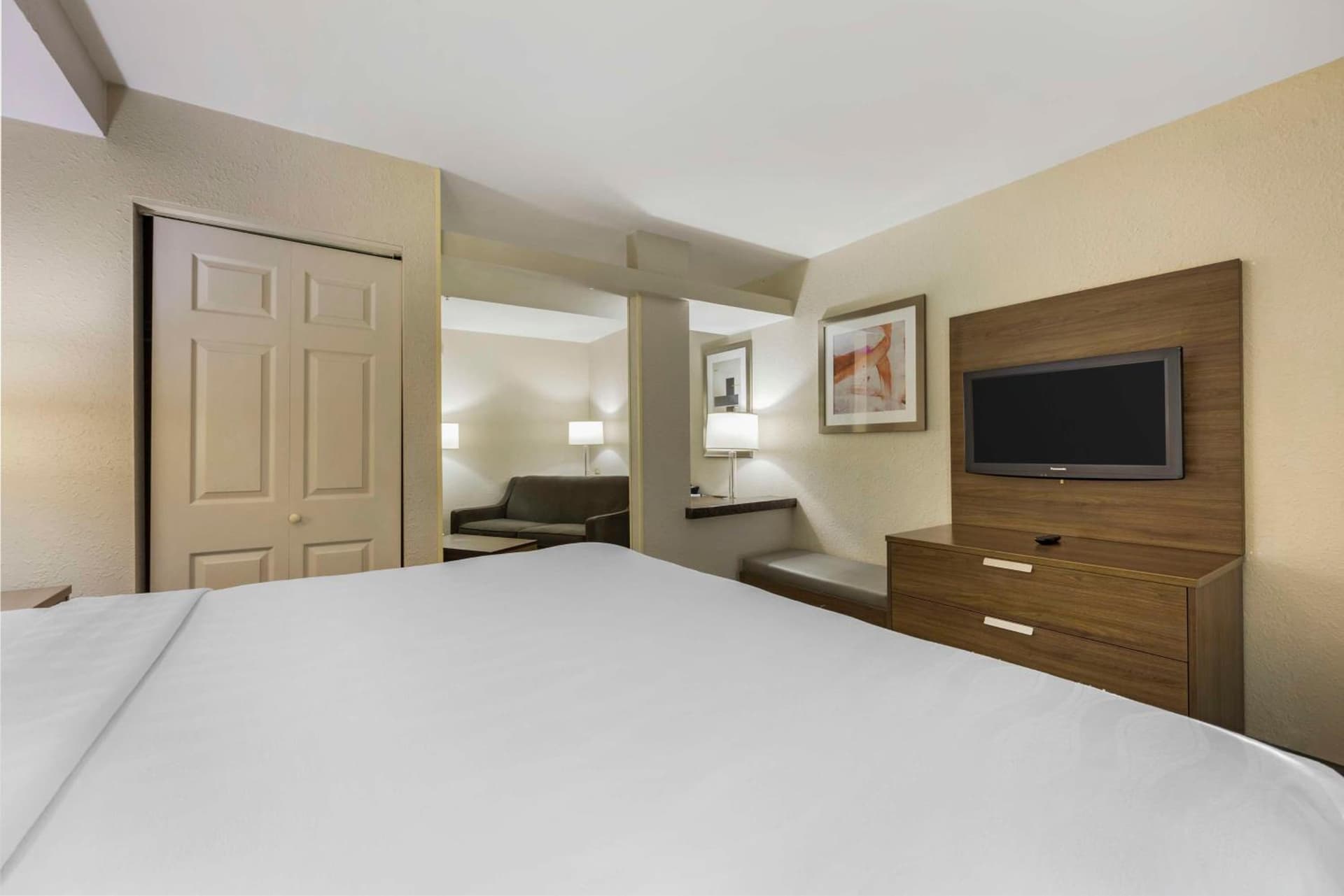 Best Western Plus Nashville Airport Hotel - BNA gallery photo in Nashville, TN — image 10