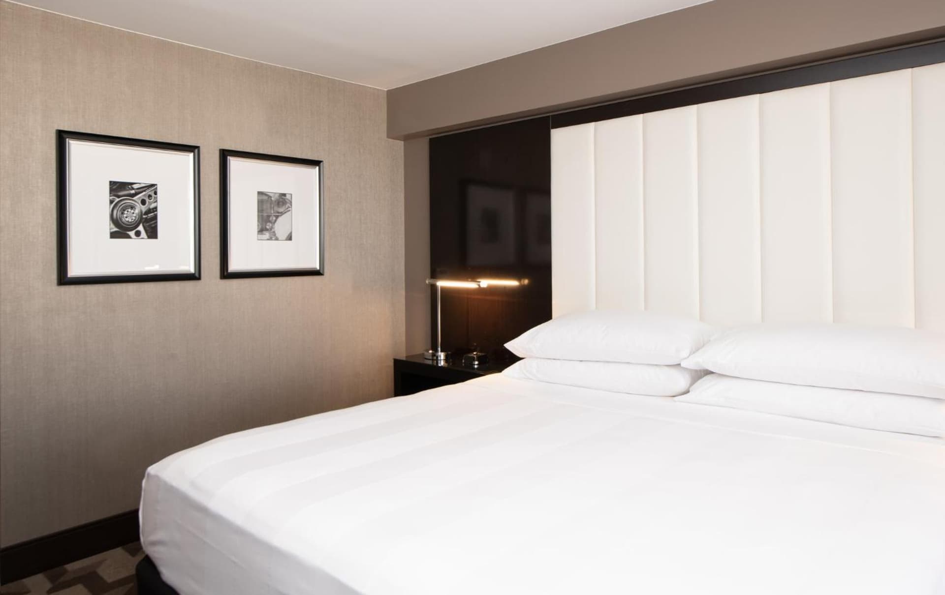 Beverly Hills Marriott interior in Los Angeles, CA — gallery photo 2