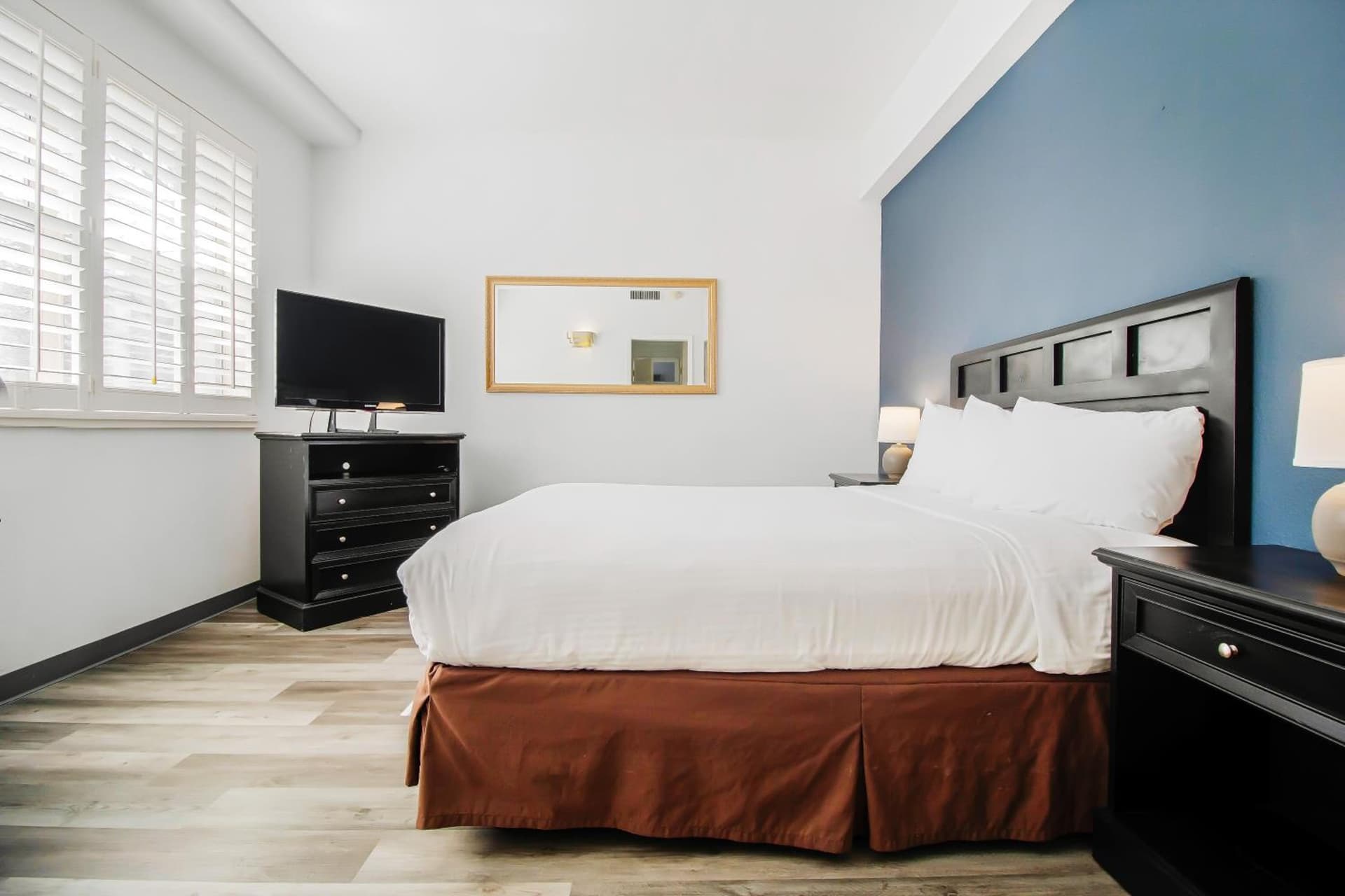 Lions Gate Hotel gallery photo in Sacramento, CA — image 17
