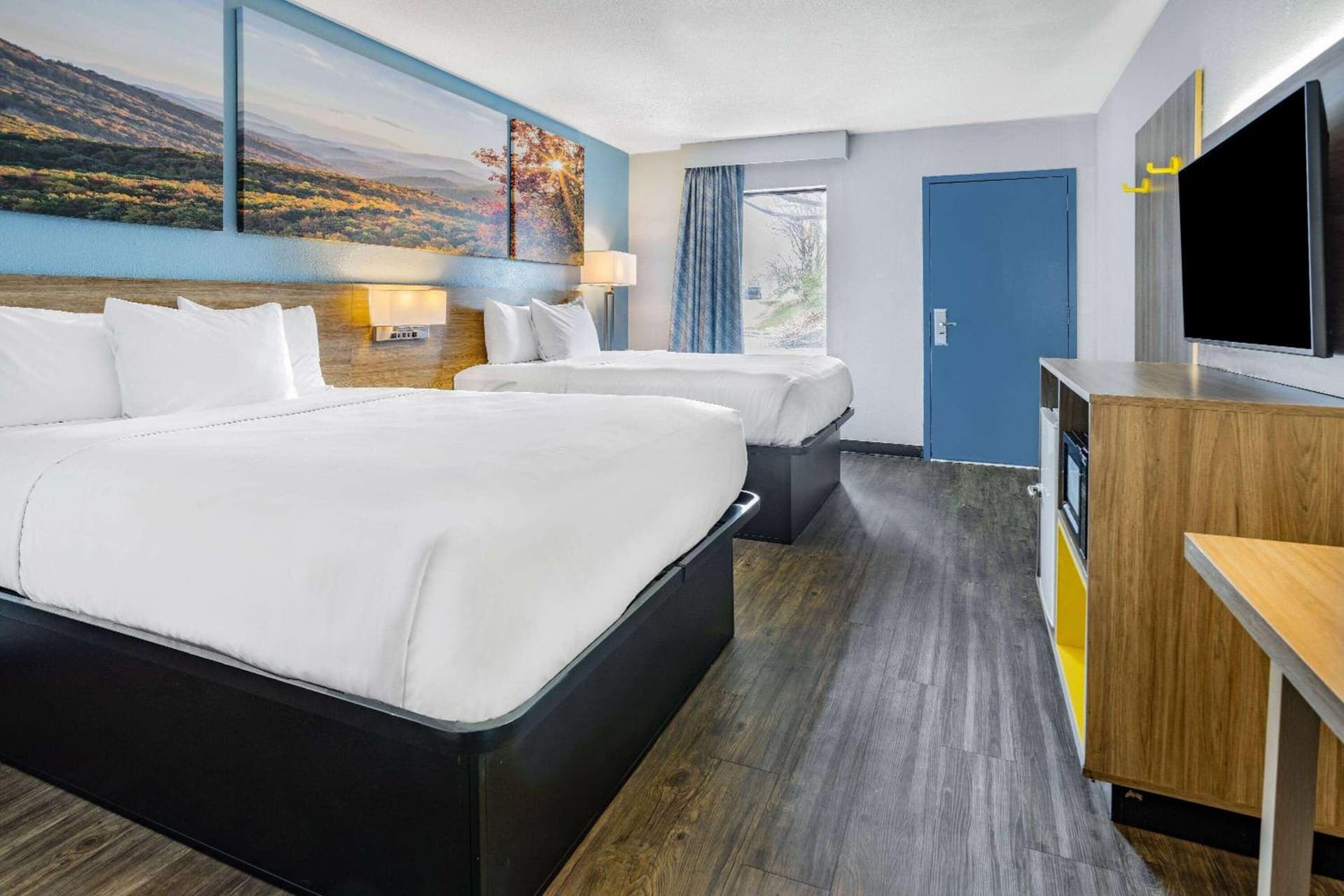 Days Inn by Wyndham Raleigh Glenwood-Crabtree gallery photo in Raleigh, NC — image 24