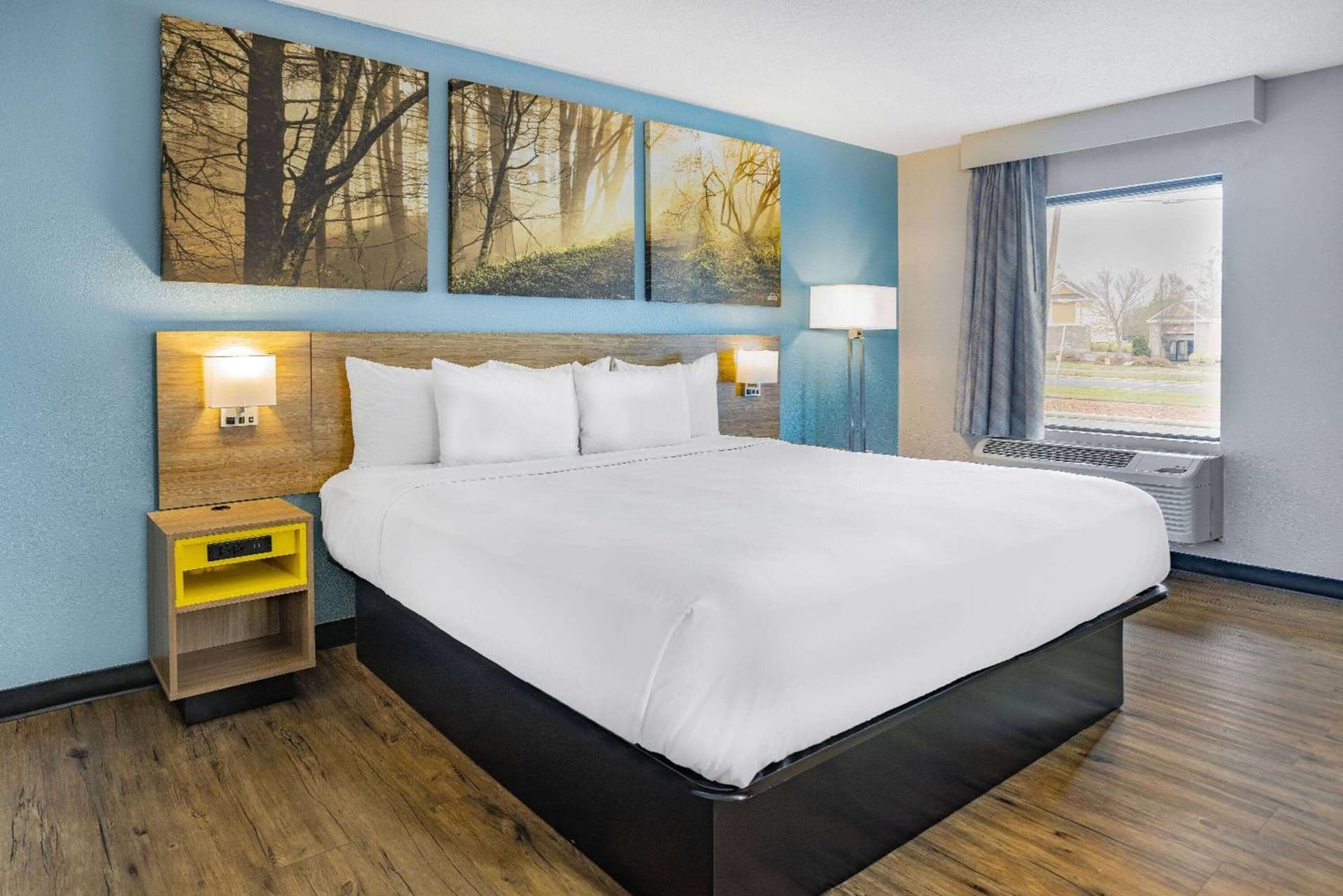 Days Inn by Wyndham Raleigh Glenwood-Crabtree gallery photo in Raleigh, NC — image 38