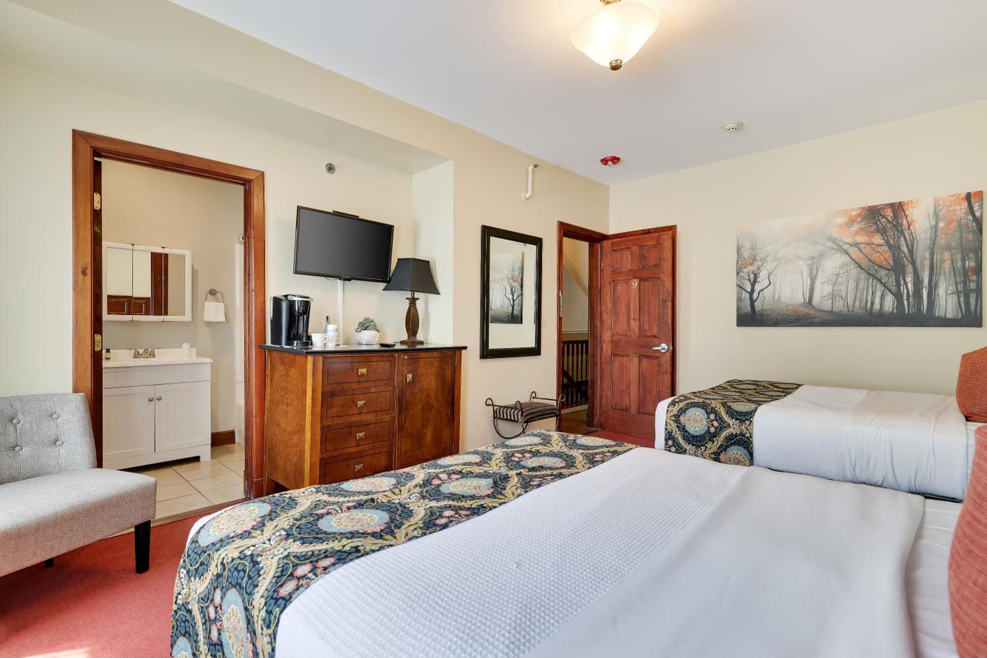 Tom Quick Inn gallery photo in Milford, PA — image 85