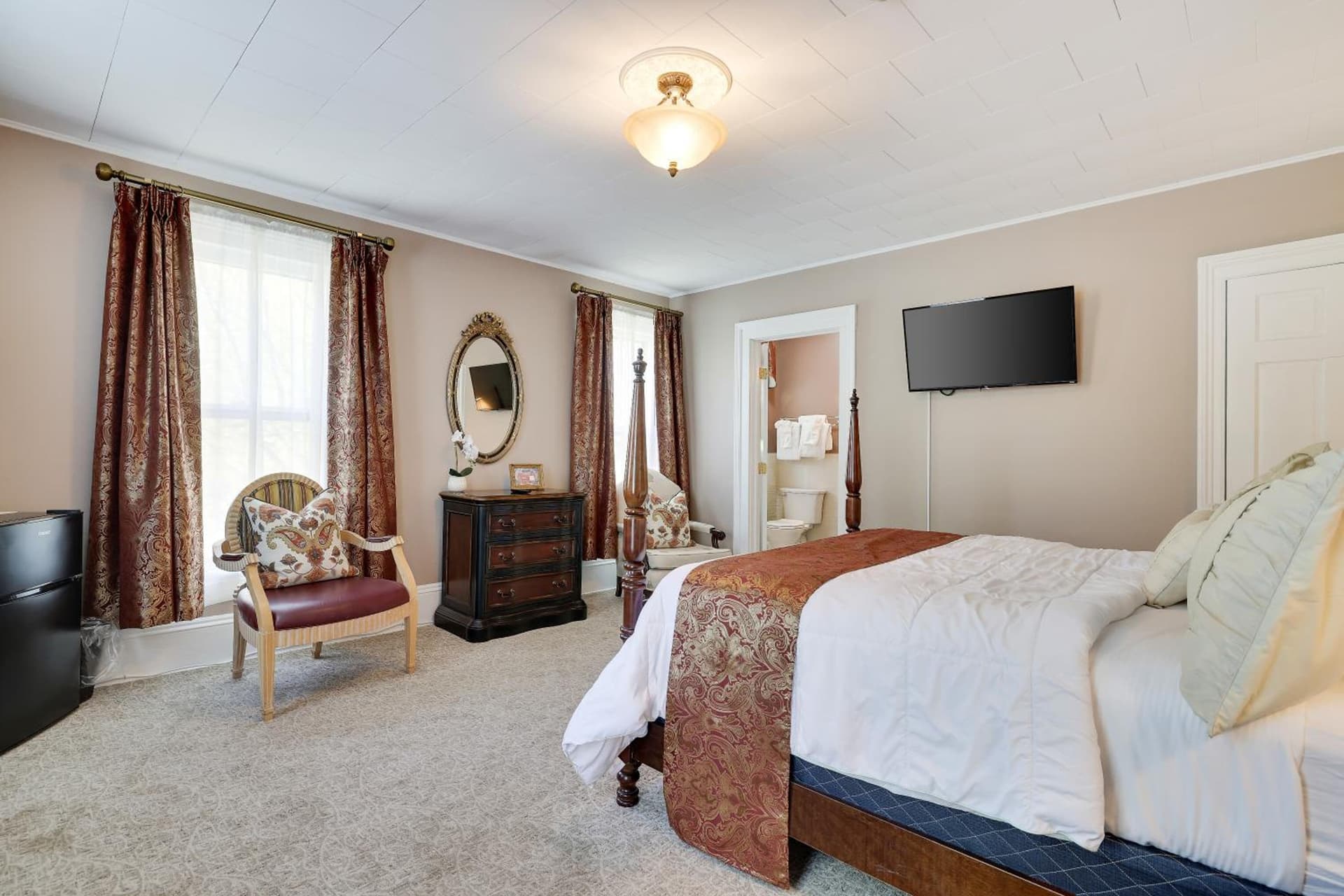 Tom Quick Inn gallery photo in Milford, PA — image 27