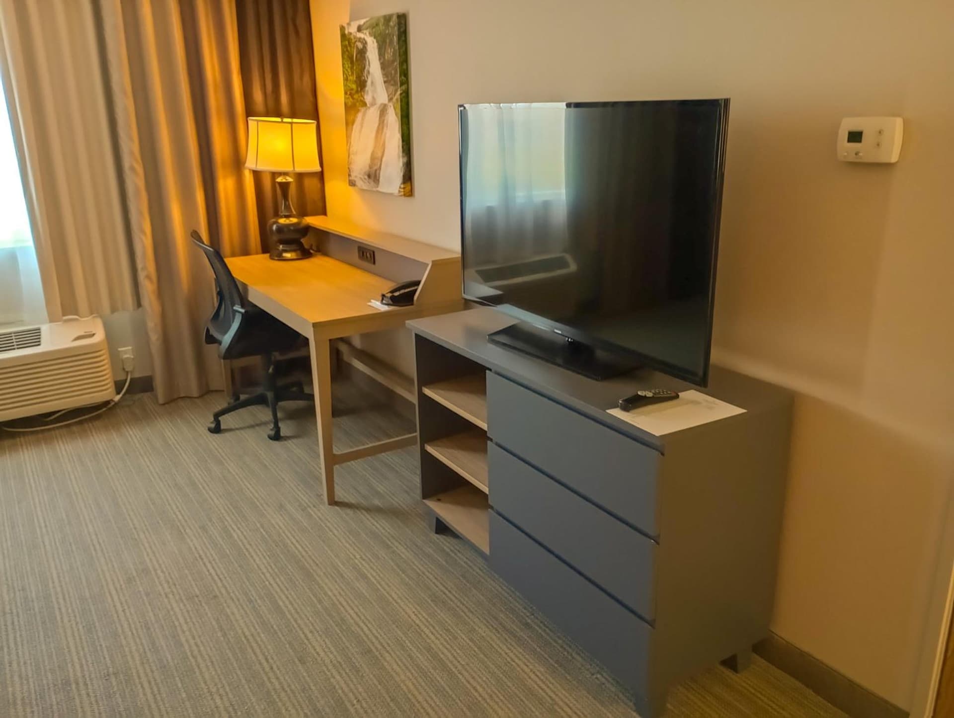Country Inn & Suites by Radisson, Portland International Airport, OR gallery photo in Portland, OR — image 33