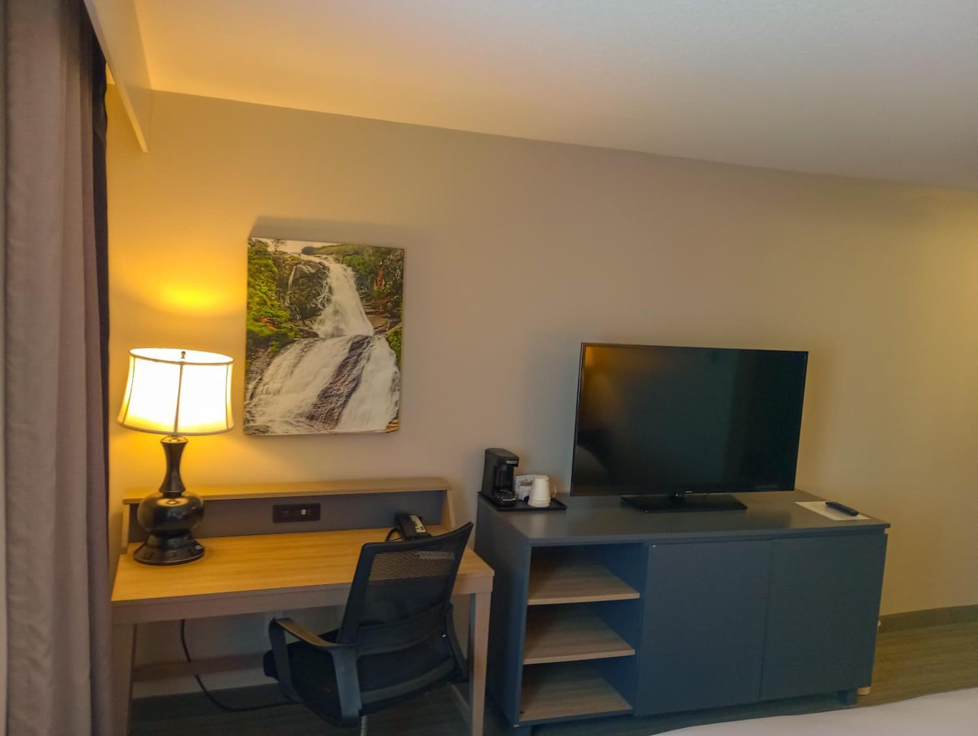 Country Inn & Suites by Radisson, Portland International Airport, OR gallery photo in Portland, OR — image 23
