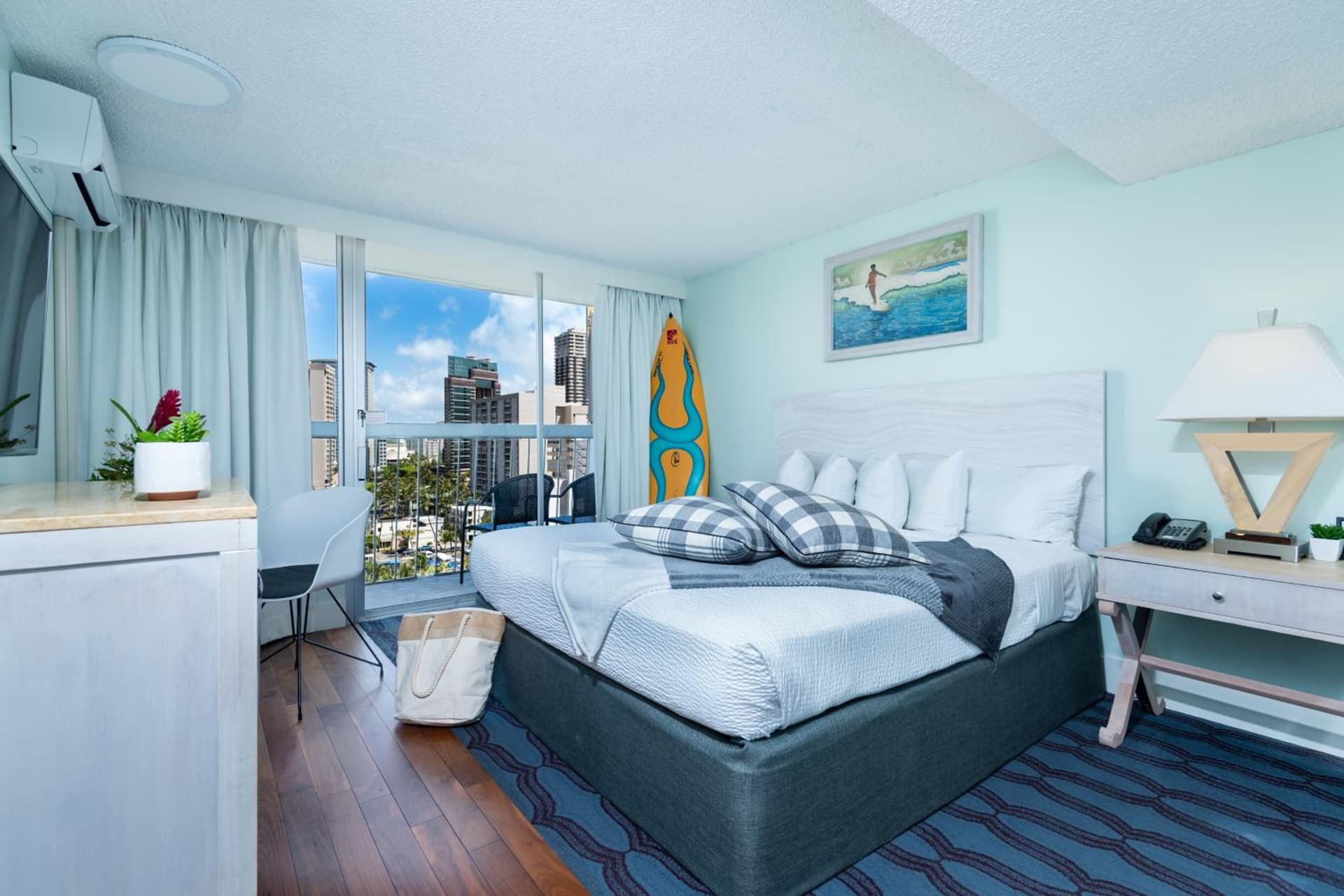 Hotel La Croix gallery photo in Honolulu, HI — image 20