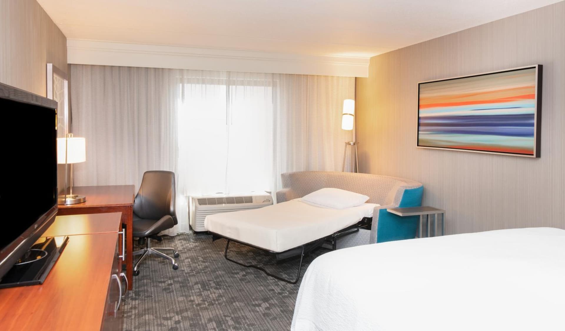 Courtyard by Marriott Bloomington interior in Bloomington, IN — gallery photo 2