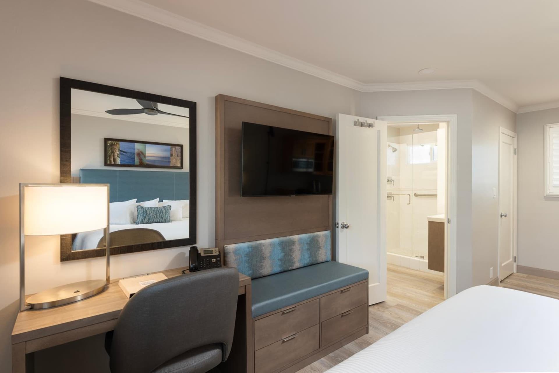 Marina Beach Hotel gallery photo in Santa Barbara, CA — image 46