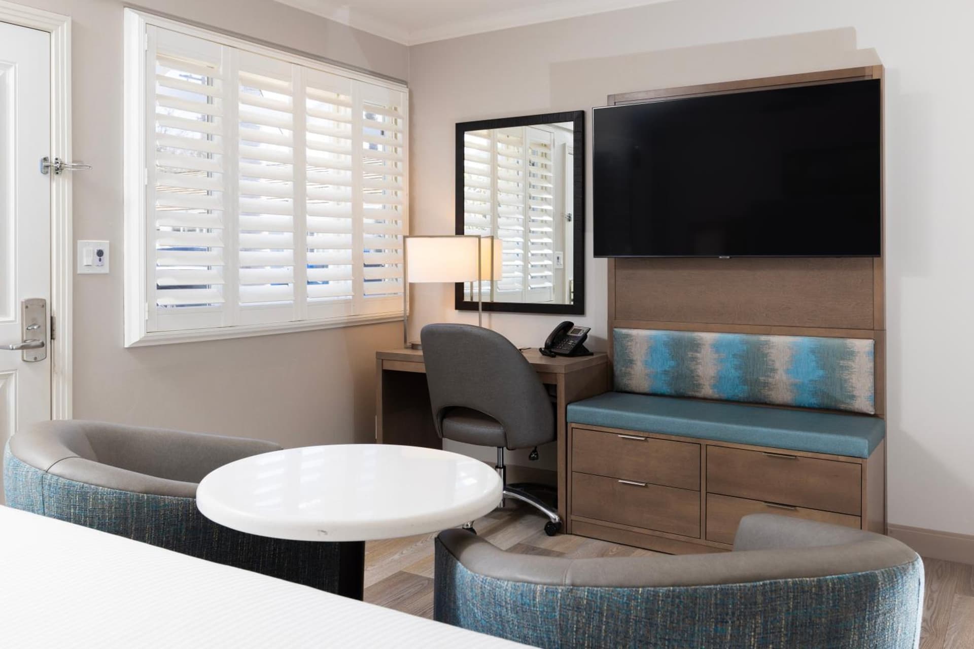Marina Beach Hotel gallery photo in Santa Barbara, CA — image 107