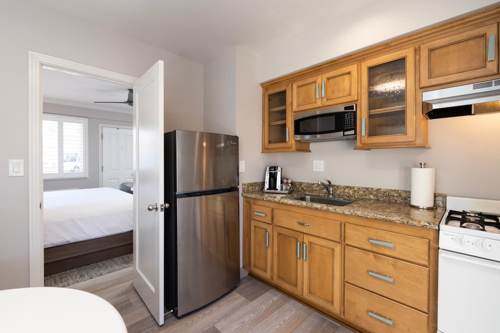 Marina Beach Hotel gallery photo in Santa Barbara, CA — image 28