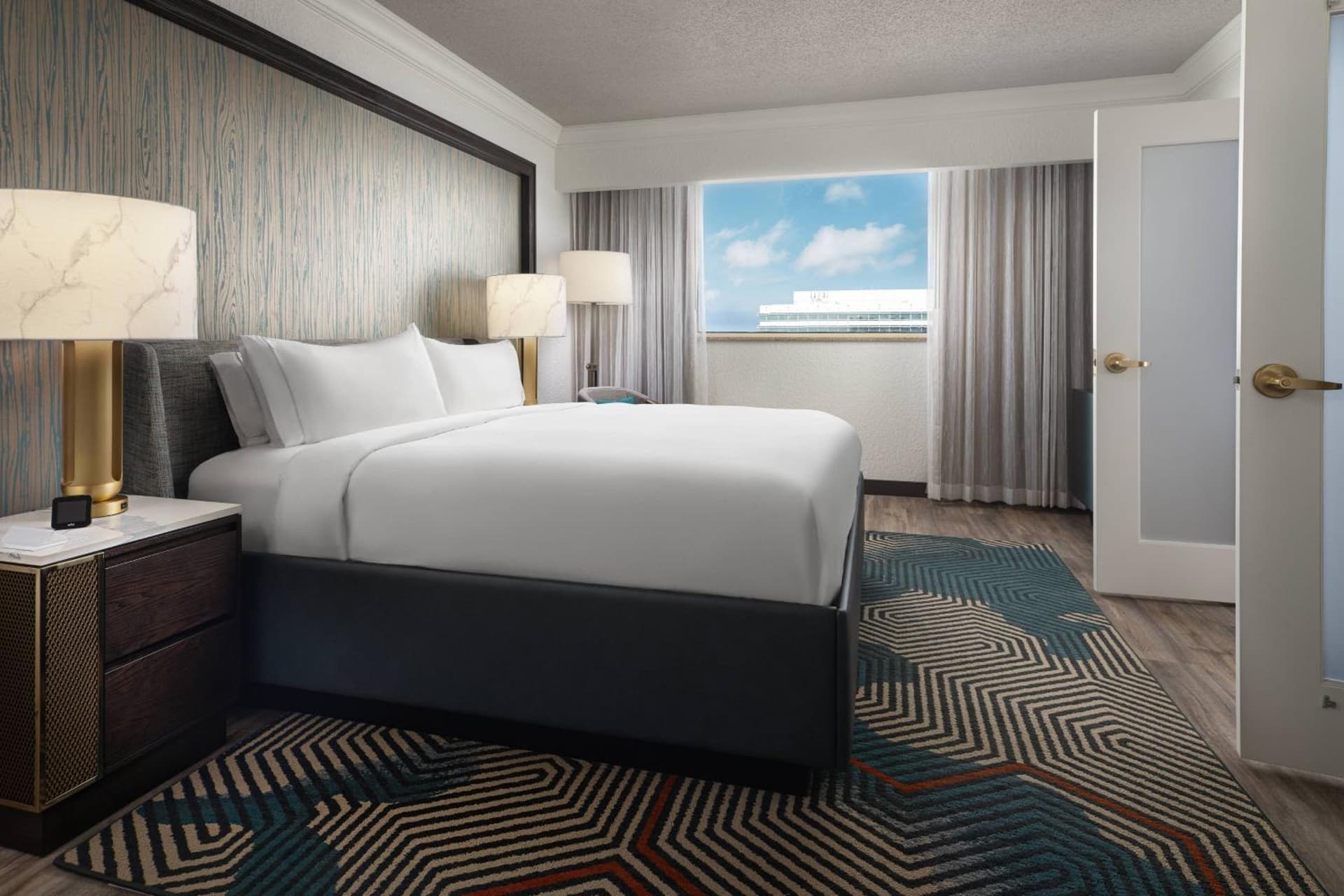 Renaissance Fort Lauderdale West Hotel gallery photo in Plantation, FL — image 17