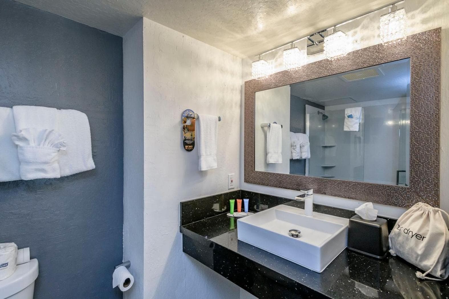 Lions Gate Hotel gallery photo in Sacramento, CA — image 31