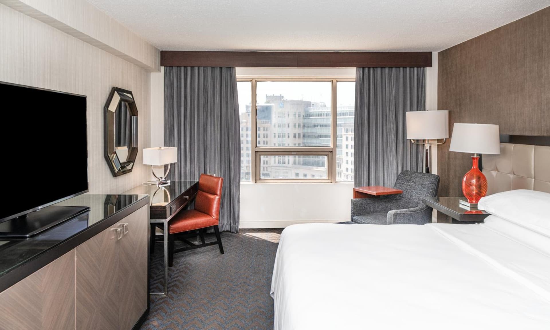 Sheraton Indianapolis City Centre Hotel property views in Indianapolis, IN — gallery photo 3