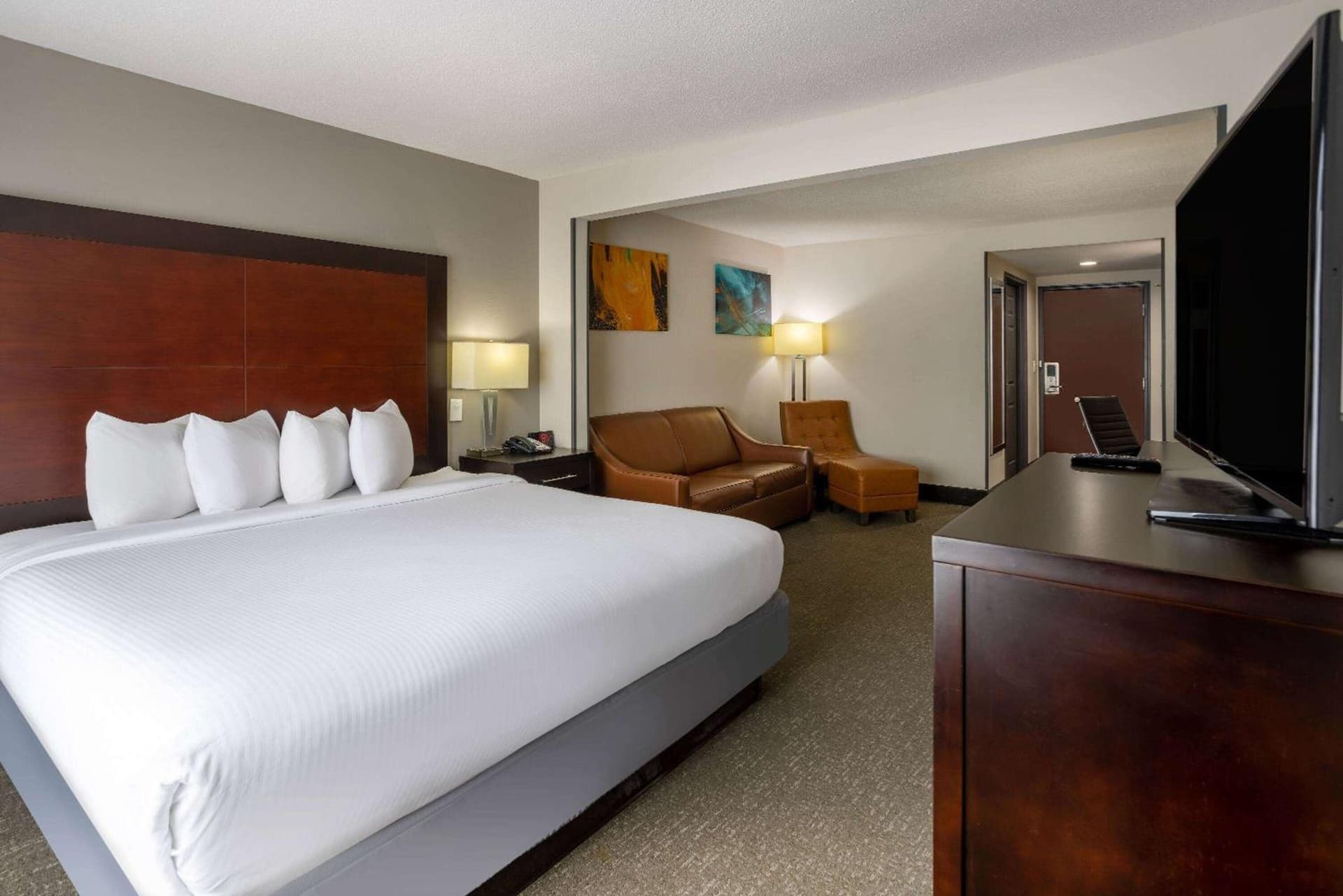 Wingate by Wyndham Atlanta Galleria/ Ballpark gallery photo in Atlanta, GA — image 25
