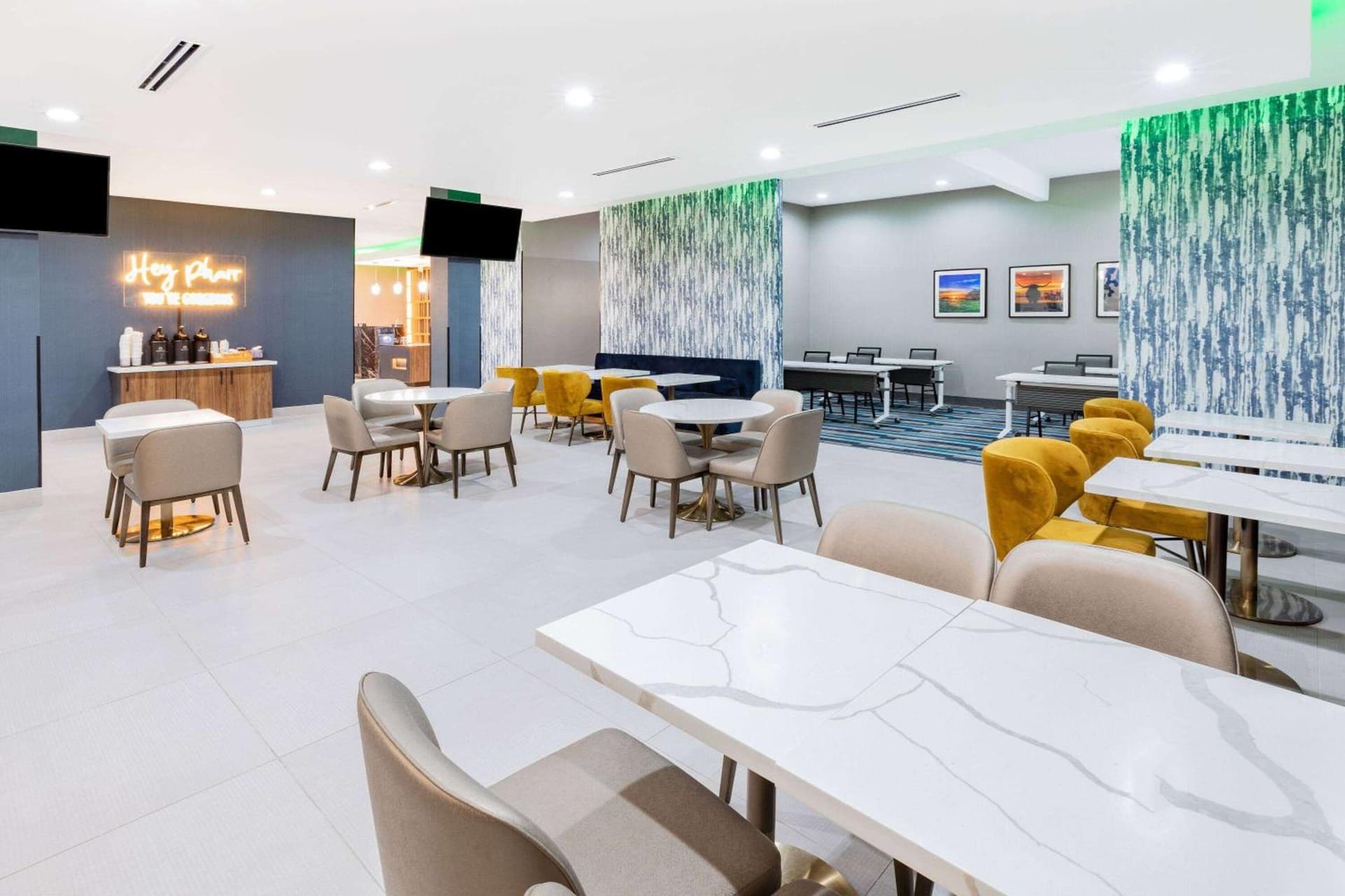 La Quinta Inn & Suites by Wyndham Pharr RGV Medical Center gallery photo in Pharr, TX — image 9