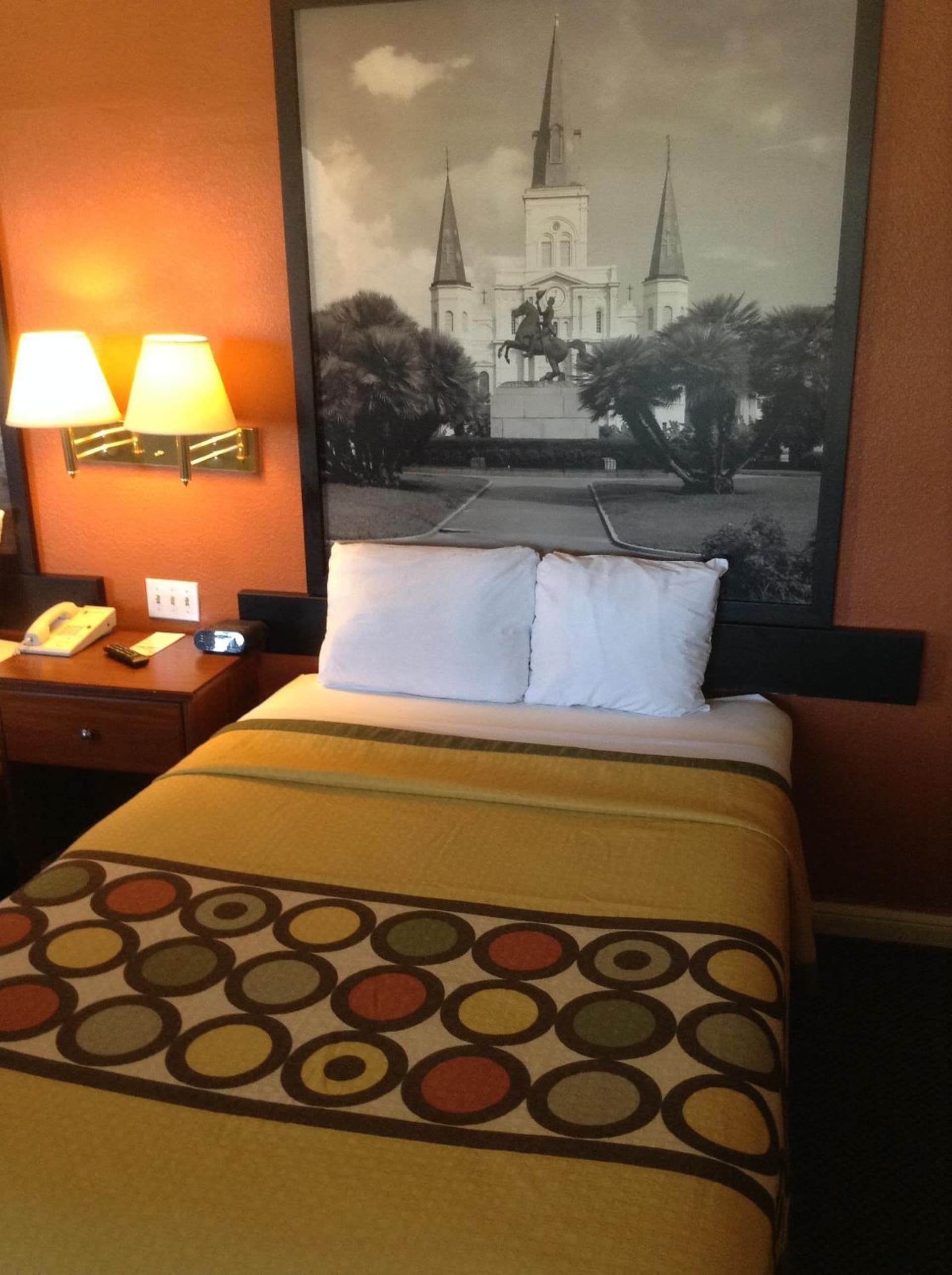 Super 8 by Wyndham New Orleans gallery photo in New Orleans, LA — image 20