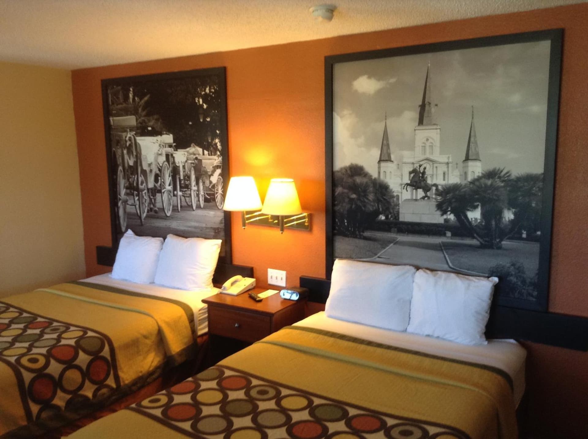 Super 8 by Wyndham New Orleans gallery photo in New Orleans, LA — image 17