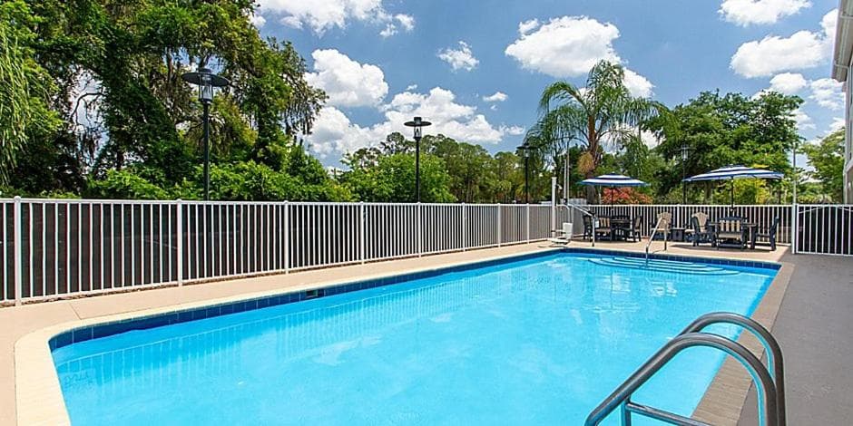 Holiday Inn Express and Suites Silver Springs - Ocala by IHG gallery photo in Silver Springs, FL — image 29