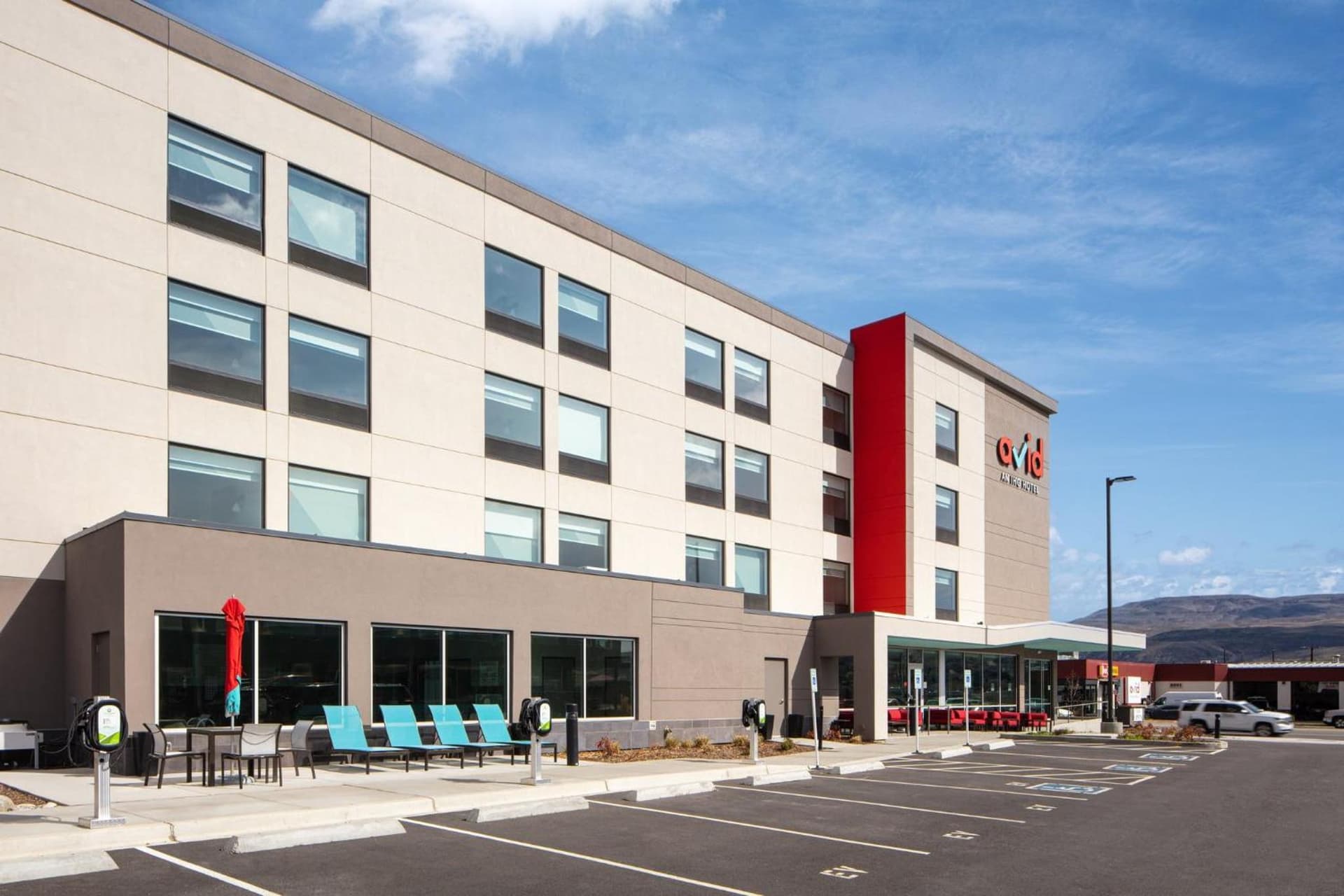 avid hotel Wenatchee by IHG exterior or lobby in Wenatchee, WA — main listing photo