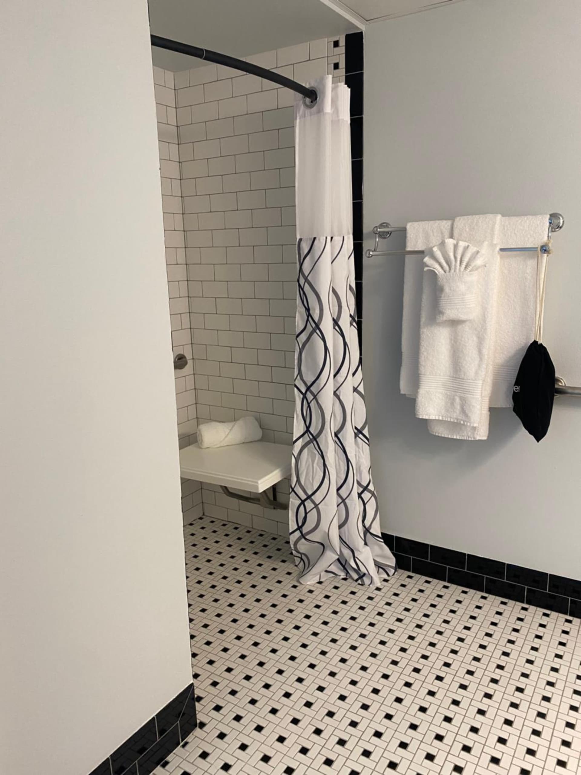 The Alonzo Ward Hotel property views in Aberdeen, SD — gallery photo 3