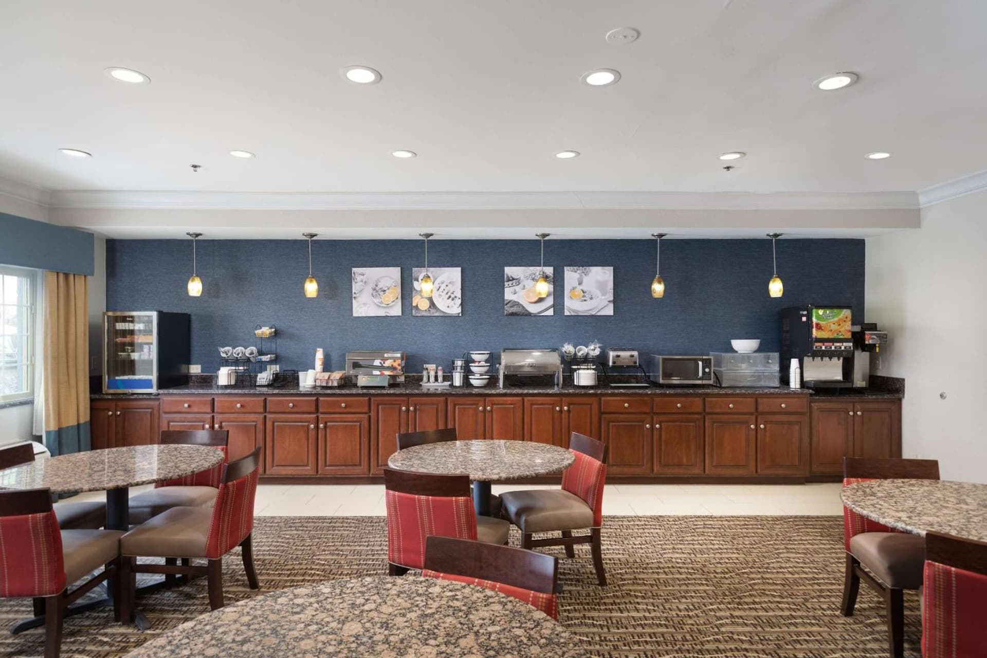 MainStay Suites Joliet I-55 gallery photo in Joliet, IL — image 36
