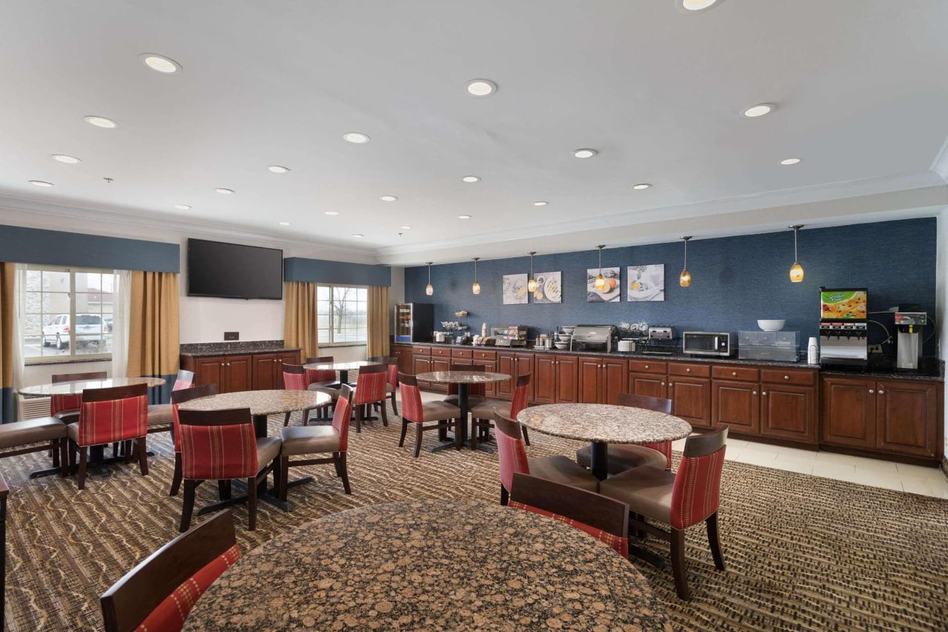 MainStay Suites Joliet I-55 gallery photo in Joliet, IL — image 13