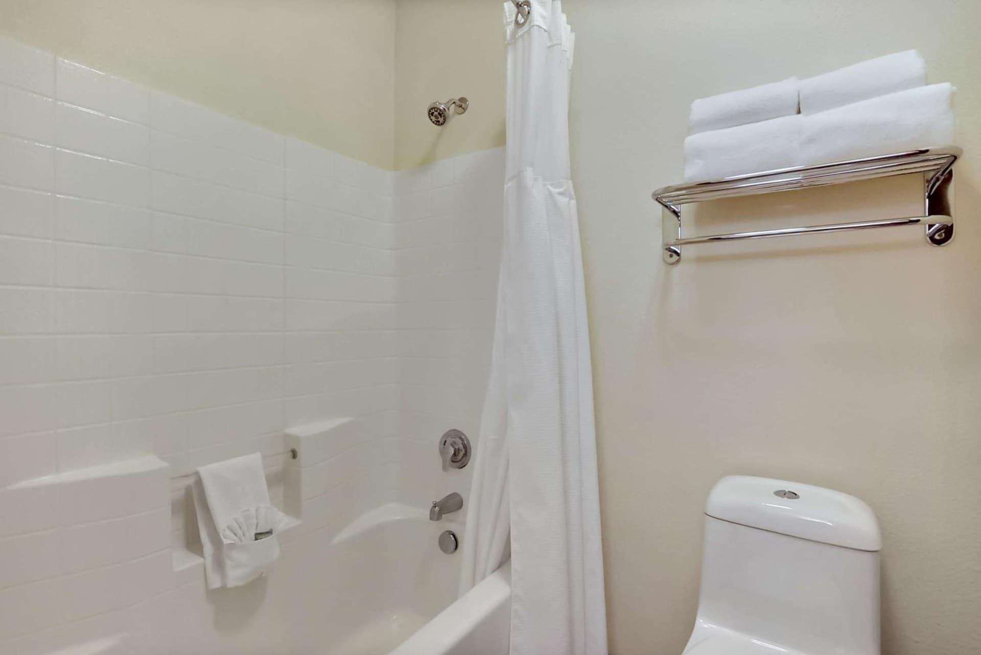 Best Western Liberty Inn DuPont JBLM gallery photo in DuPont, WA — image 38