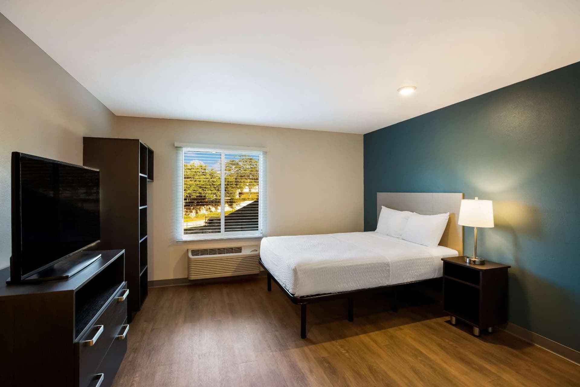 WoodSpring Suites Orlando West - Clermont property views in Clermont, FL — gallery photo 3