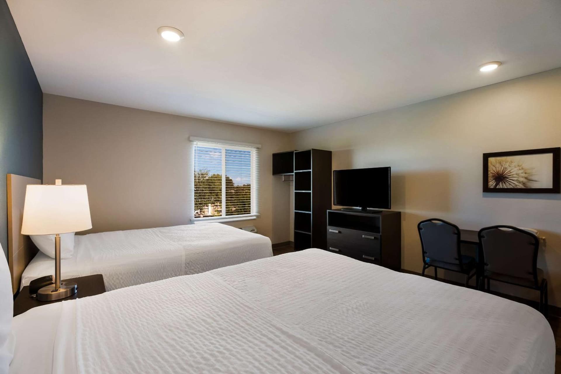WoodSpring Suites Orlando West - Clermont interior in Clermont, FL — gallery photo 2