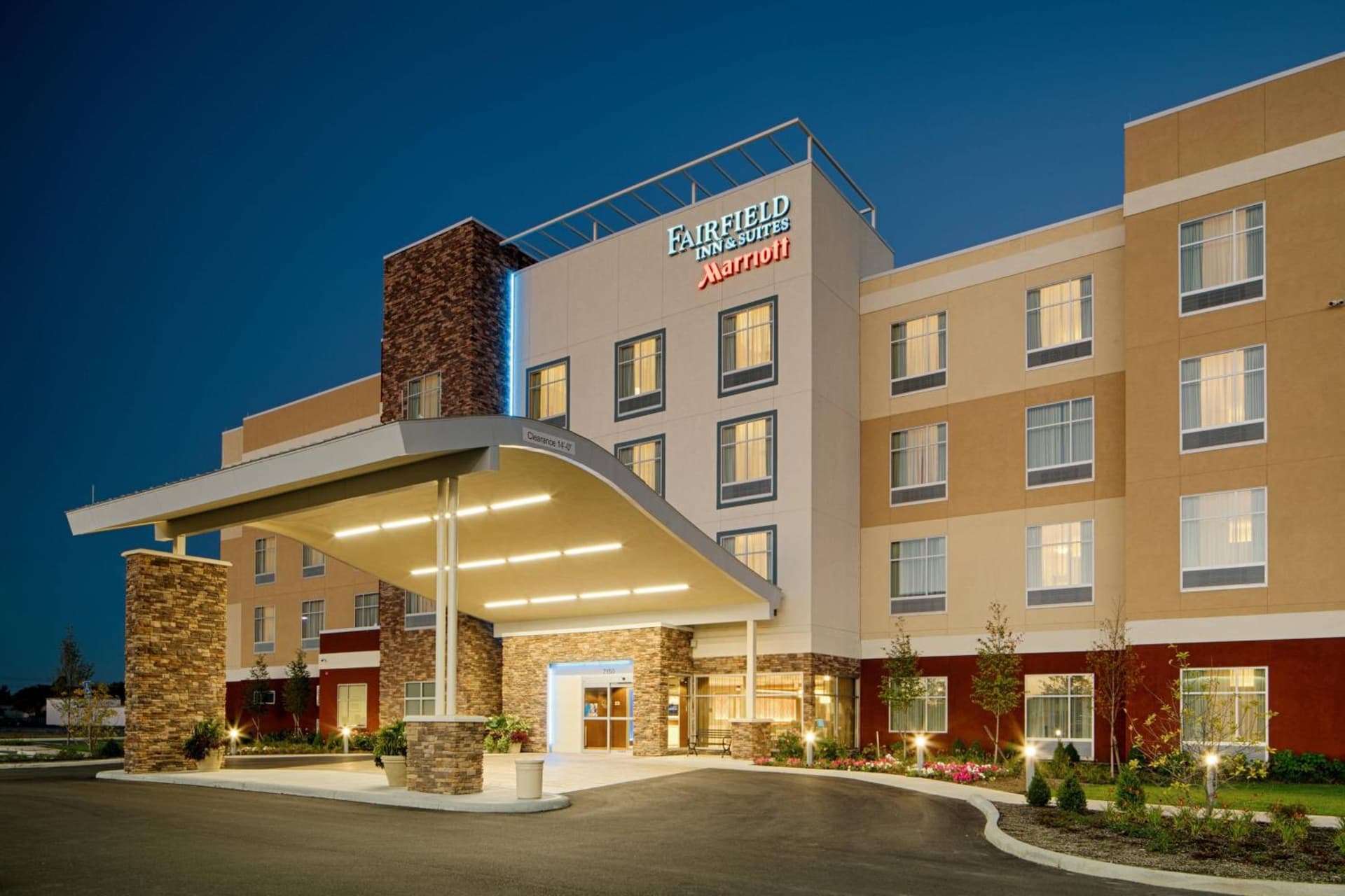 Fairfield Inn & Suites by Marriott Columbus Dublin interior in Dublin, OH — gallery photo 2